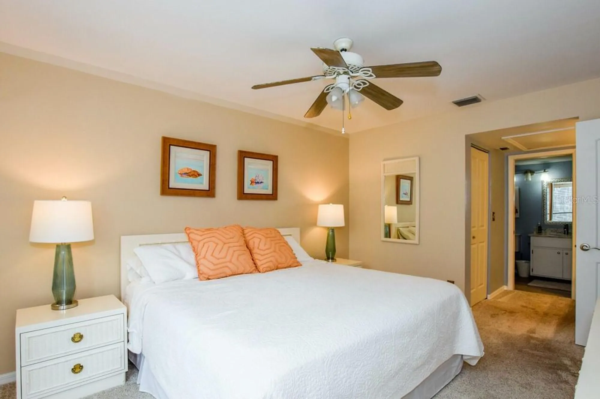 Property Slideshow image 17 of 63 | 208 cerromar way 26, Venice, FL, 34293