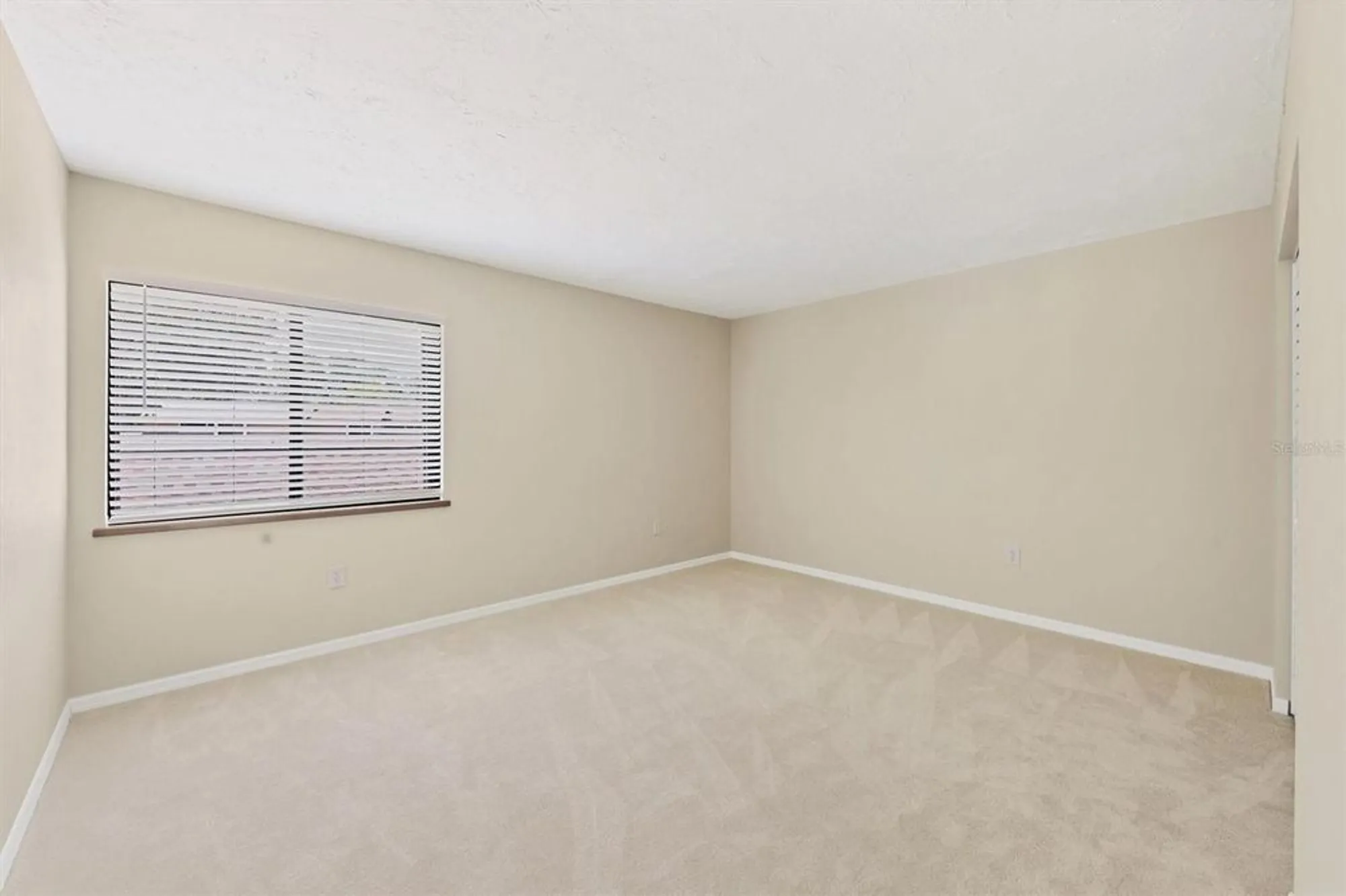 Property Slideshow image 49 of 78 | 4555 forest wood trl 23, Sarasota, FL, 34241