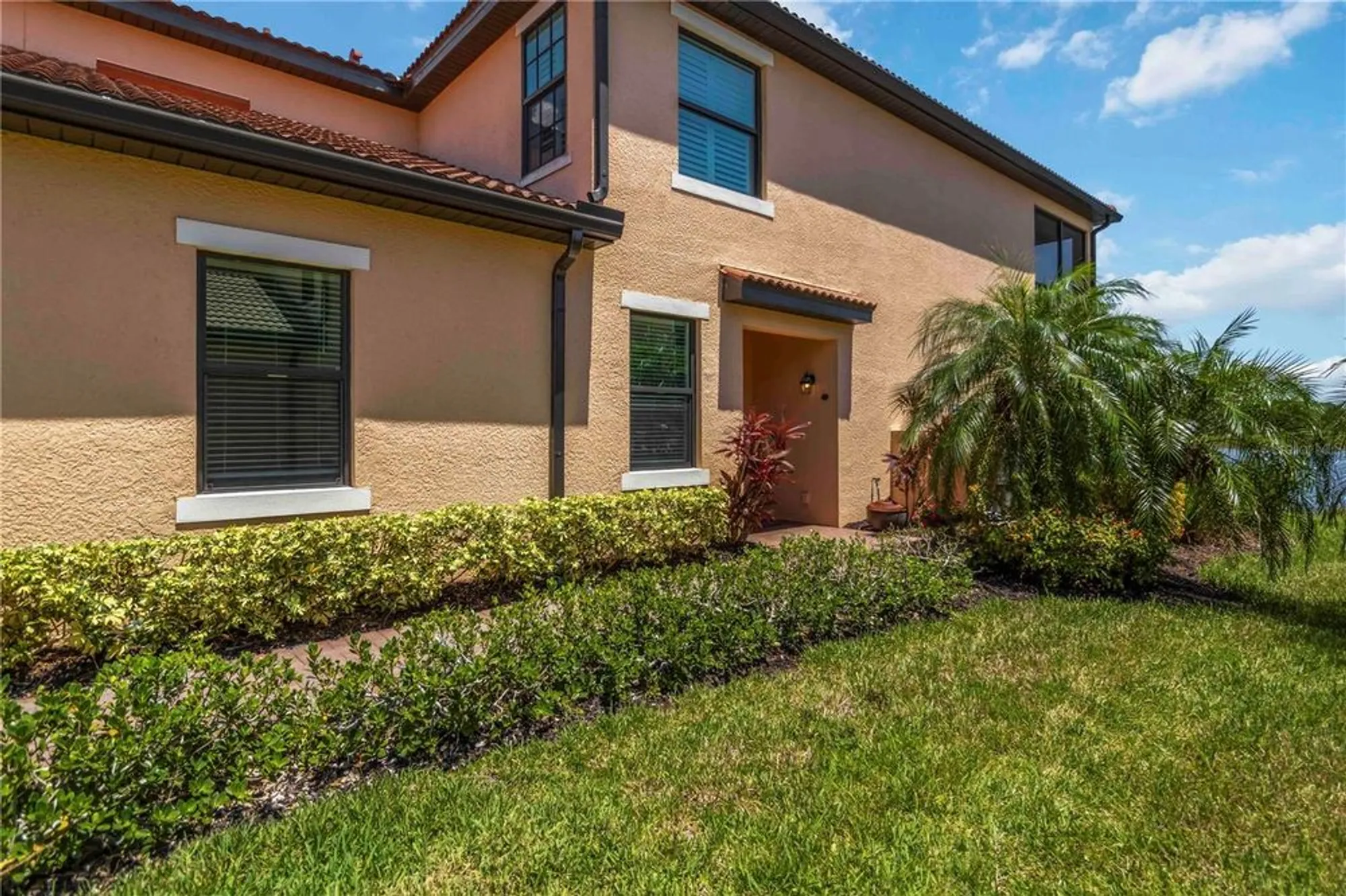 Property Slideshow image 43 of 100 | 10801 tarflower dr 102, Venice, FL, 34293