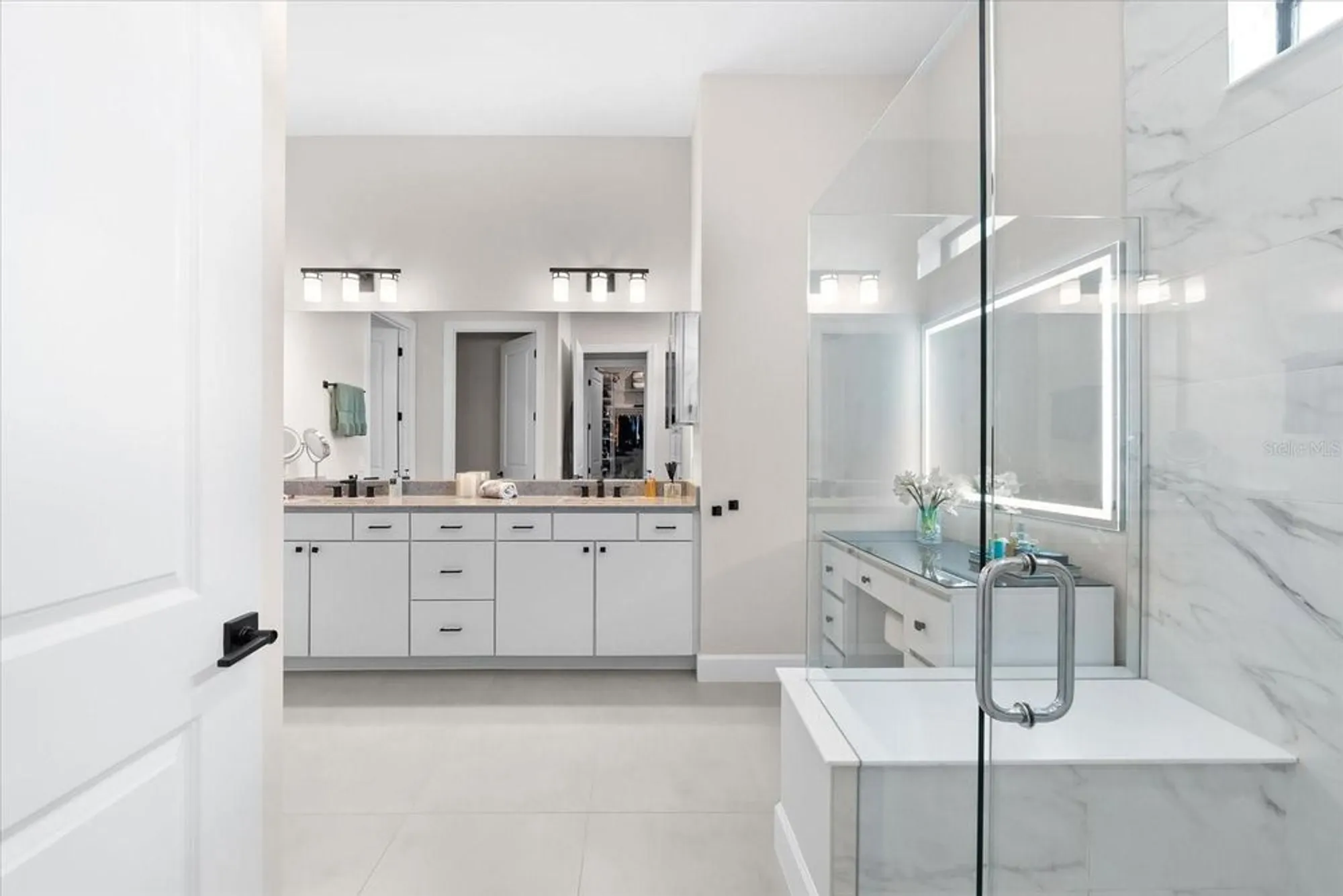 Property Slideshow image 34 of 99 | 17916 northwood pl, Lakewood Ranch, FL, 34202