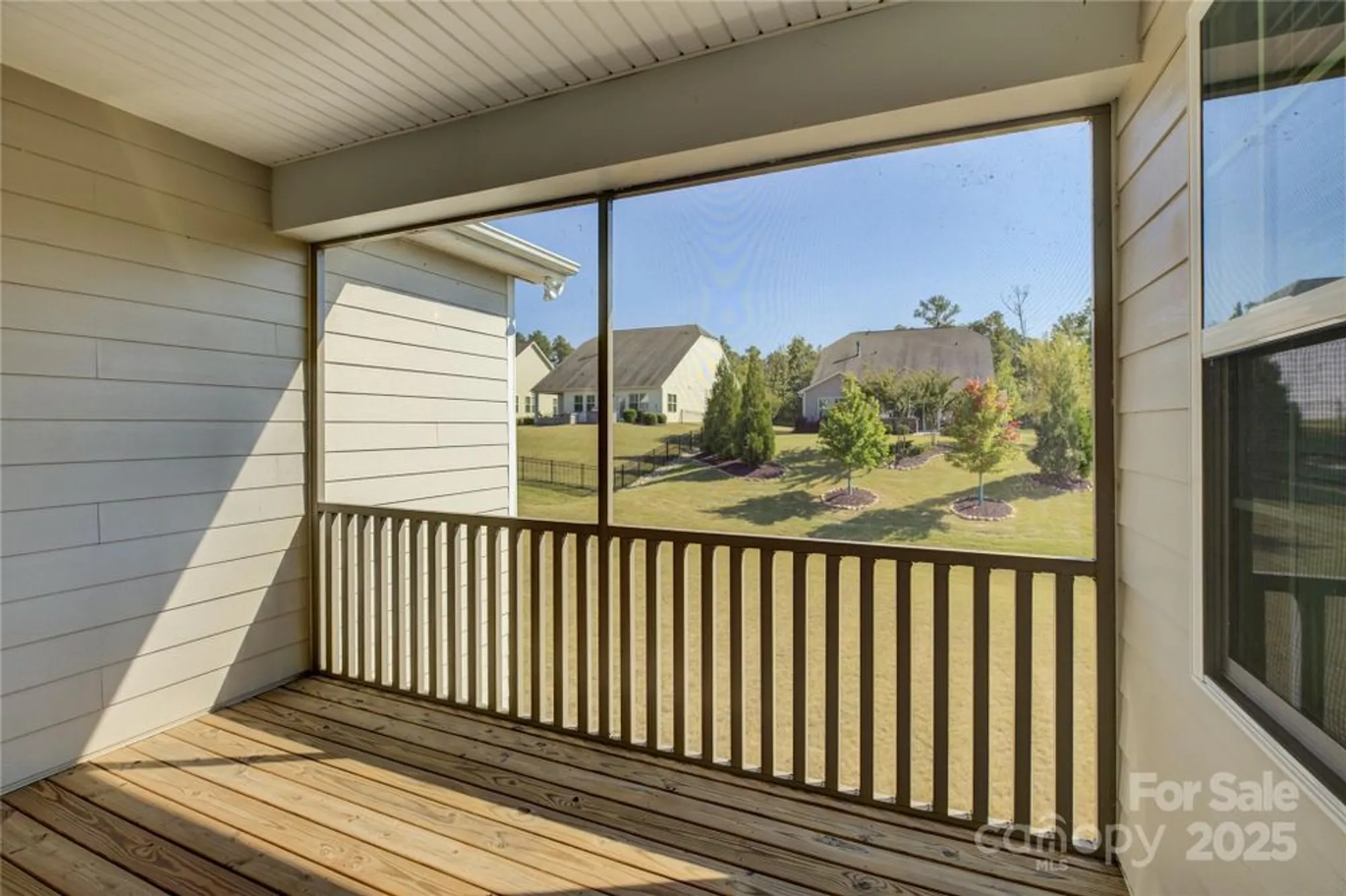 Property Slideshow image 18 of 48 | 15429 topanga dr, Charlotte, NC, 28278