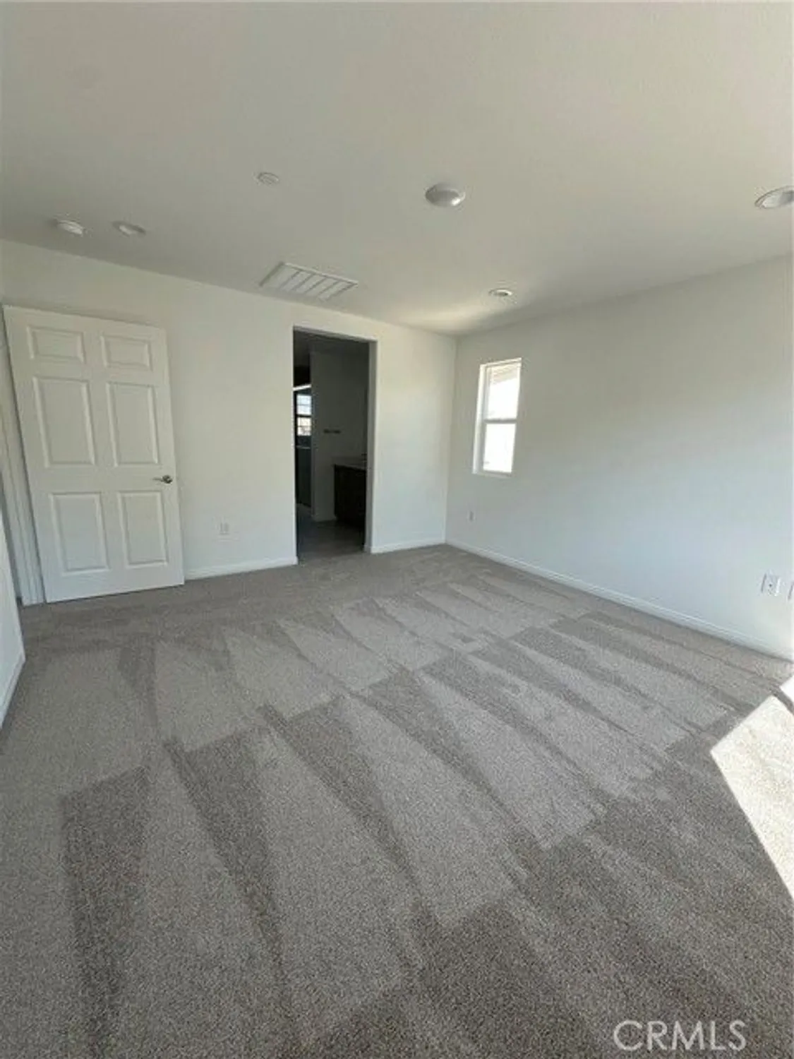 Property Slideshow image 8 of 14 | 23790 moonrise ct, Corona, CA, 92883