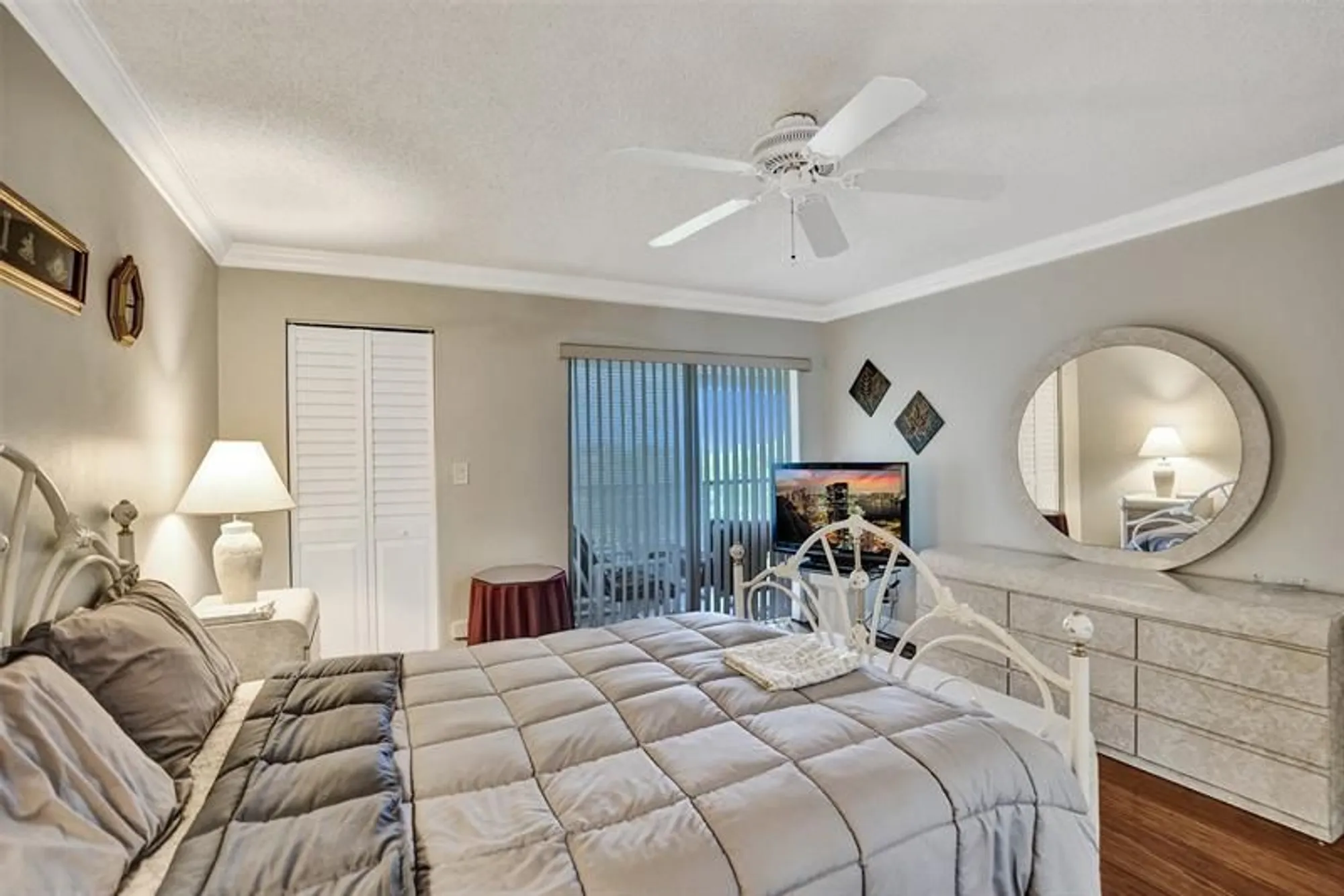 Property Slideshow image 19 of 48 | 5860 nw 44th st 603, Lauderhill, FL, 33319