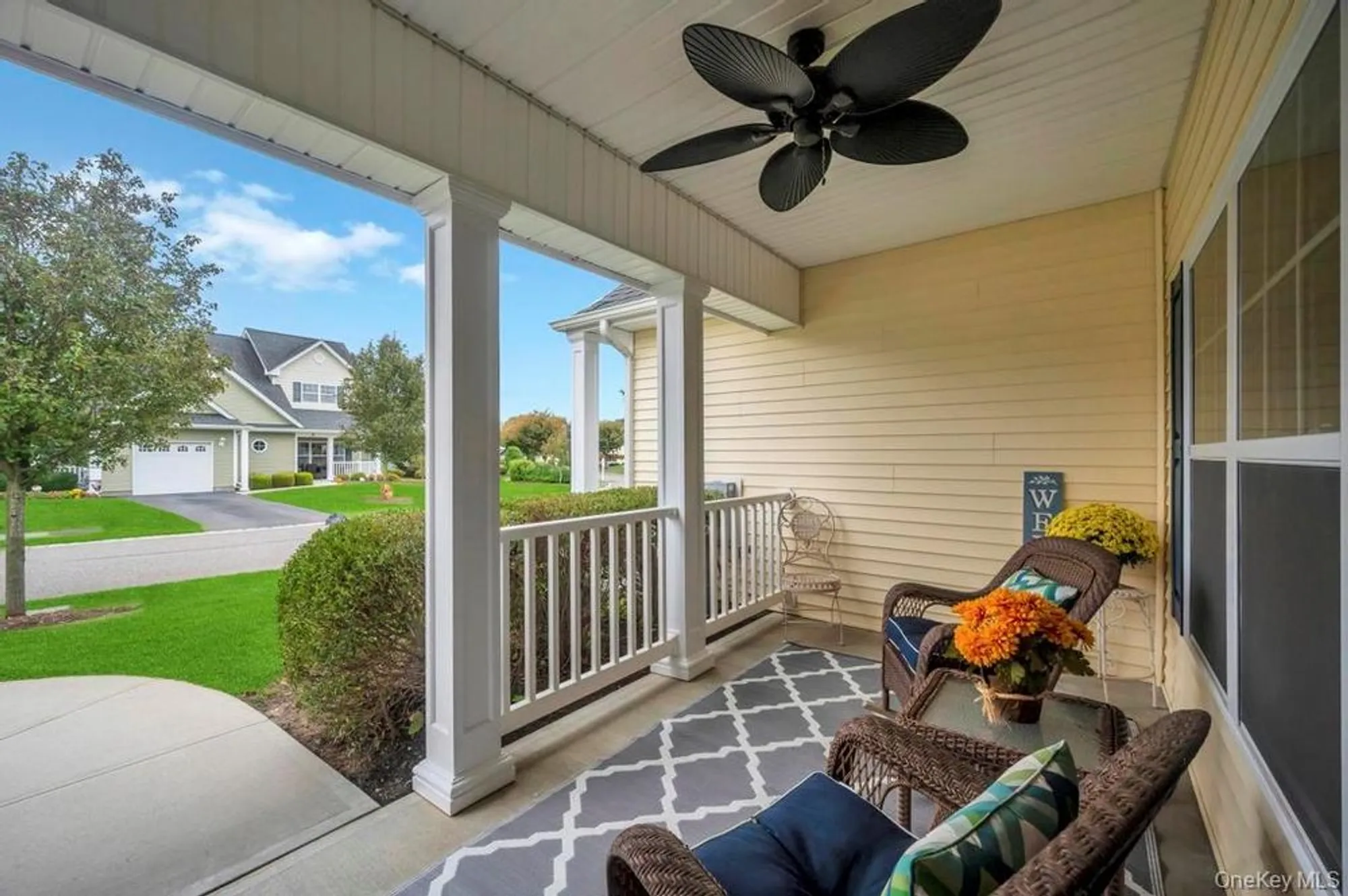 Property Slideshow image 10 of 42 | 4 haverton ct, Riverhead, NY, 11901