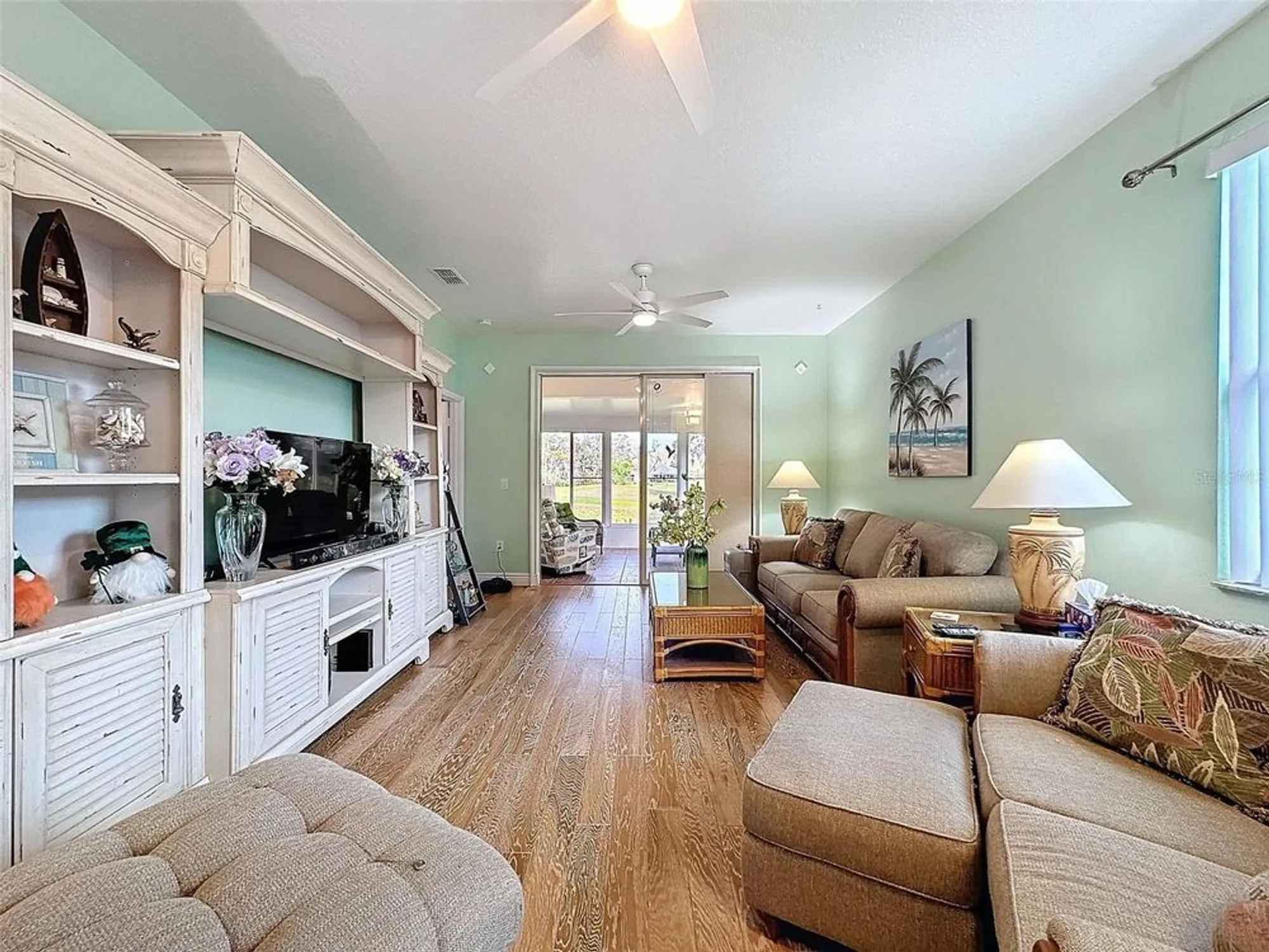 Property Slideshow image 11 of 57 | 11723 foxworth ln, New Port Richey, FL, 34654