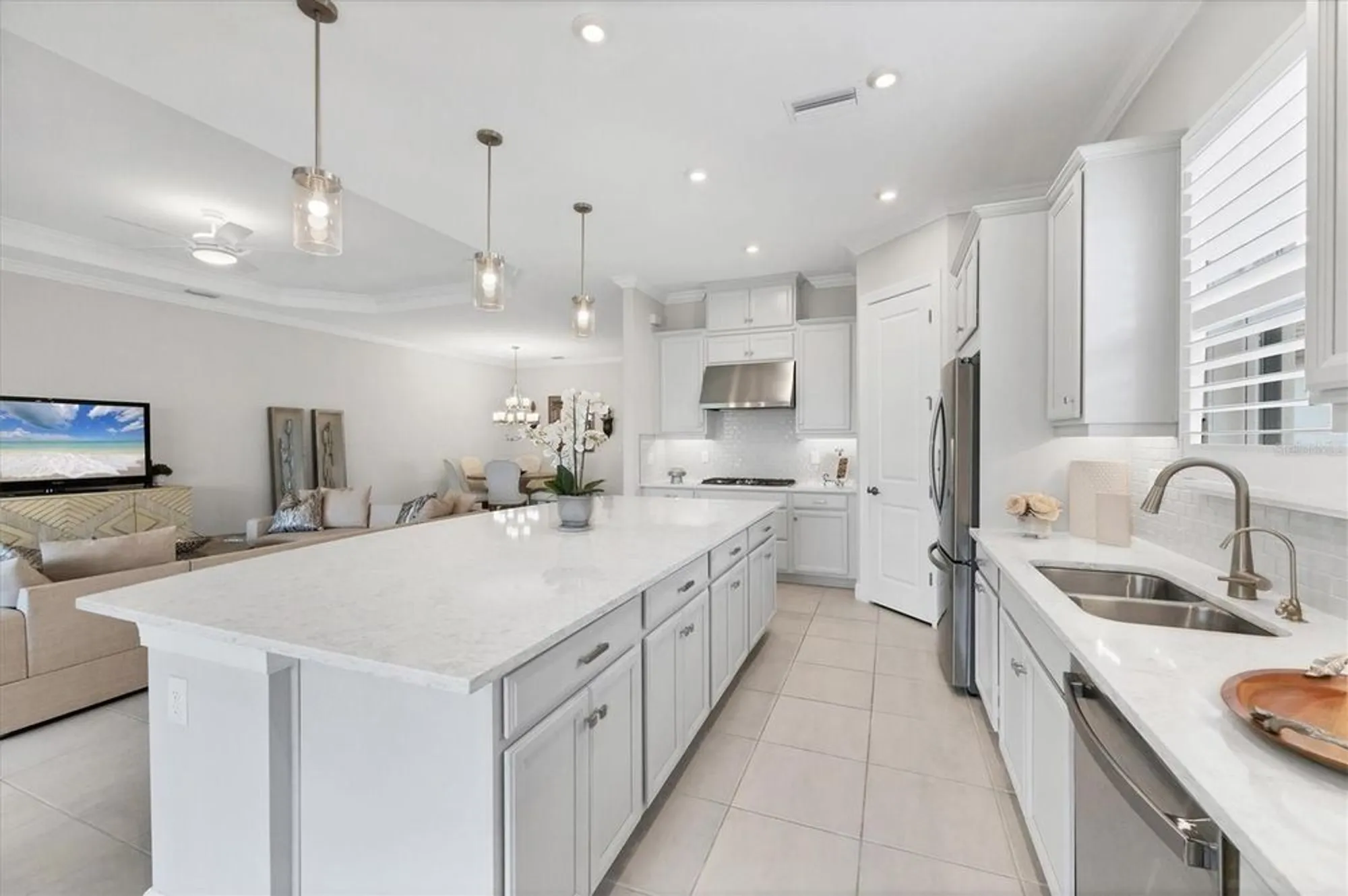 Property Slideshow image 13 of 100 | 4735 cassio ct, Bradenton, FL, 34211