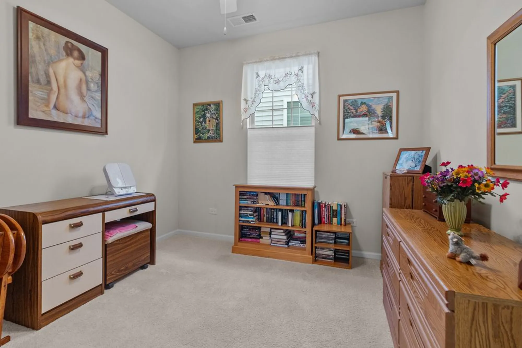 Property Slideshow image 17 of 29 | 12774 holbrook dr, Huntley, IL, 60142