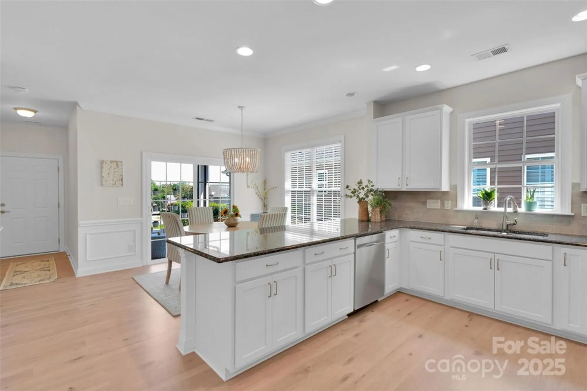 Property Slideshow image 9 of 29 | 13415 hazelbrook ln, Cornelius, NC, 28031