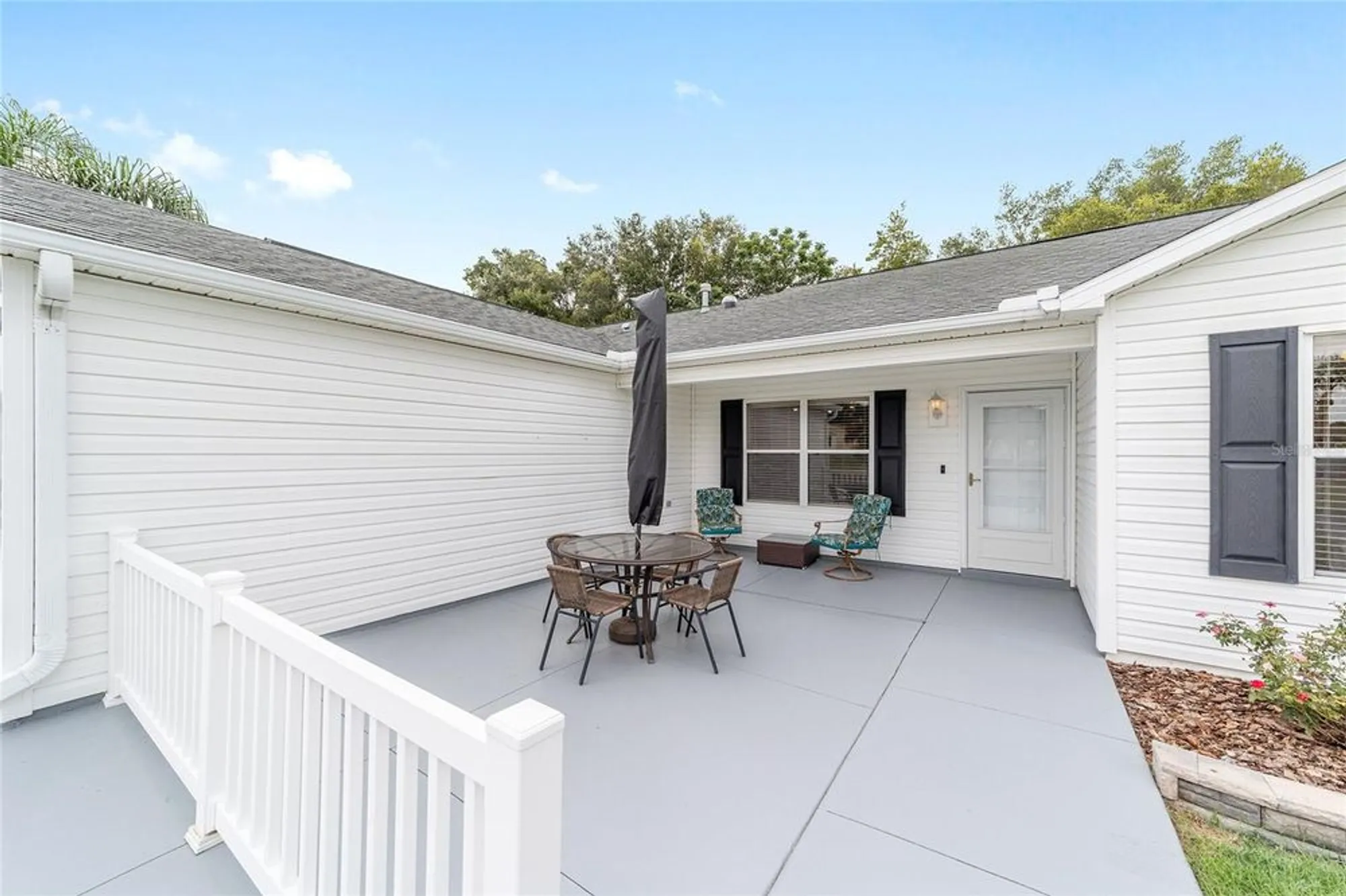 Property Slideshow image 7 of 58 | 2020 harston trl, The Villages, FL, 32162