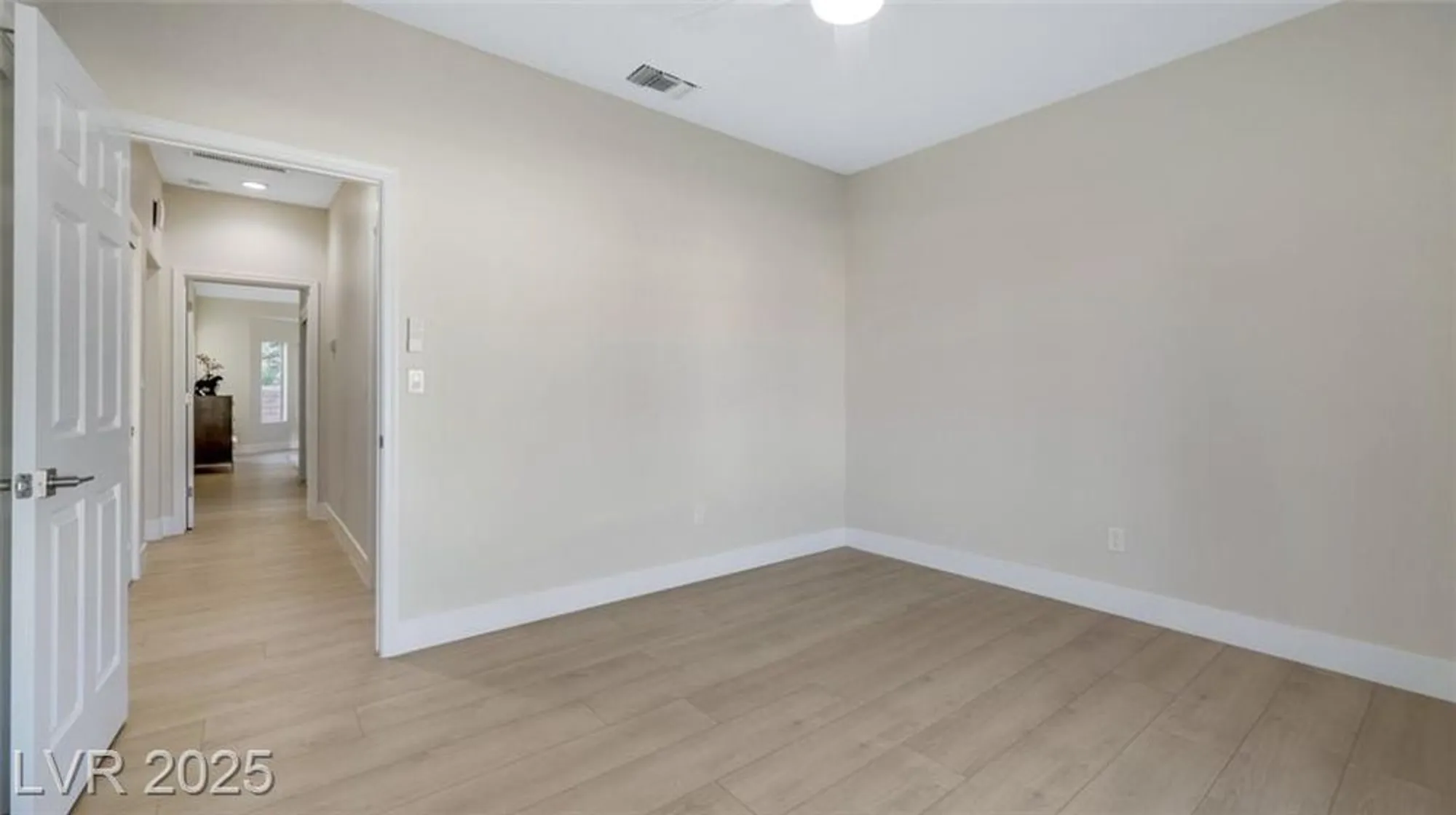 Property Slideshow image 31 of 39 | 3025 bonnie rock dr, Las Vegas, NV, 89134