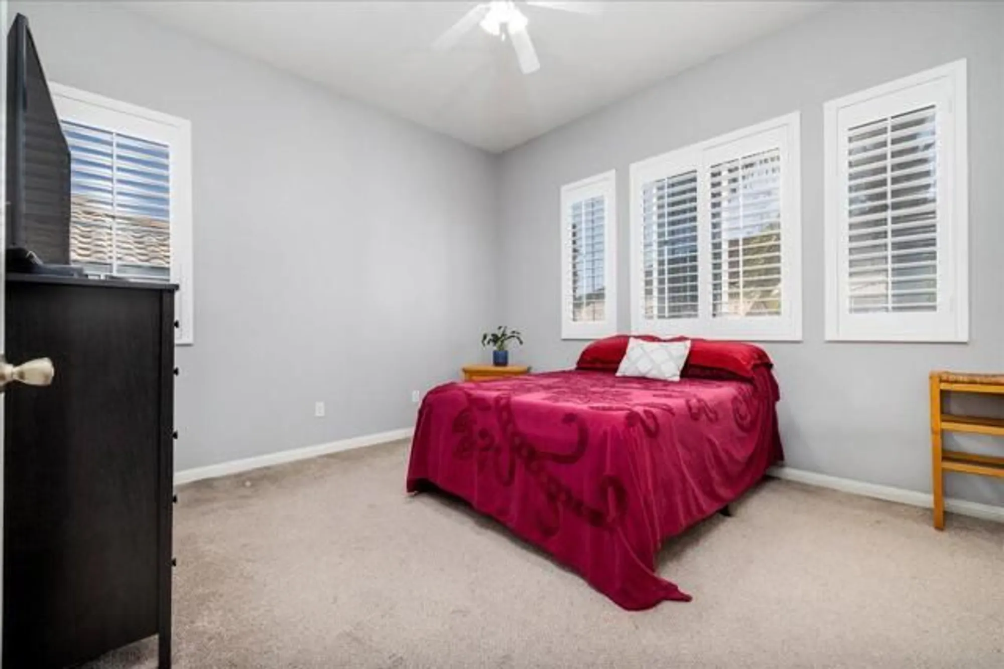 Property Slideshow image 30 of 40 | 2165 birdie dr, Banning, CA, 92220