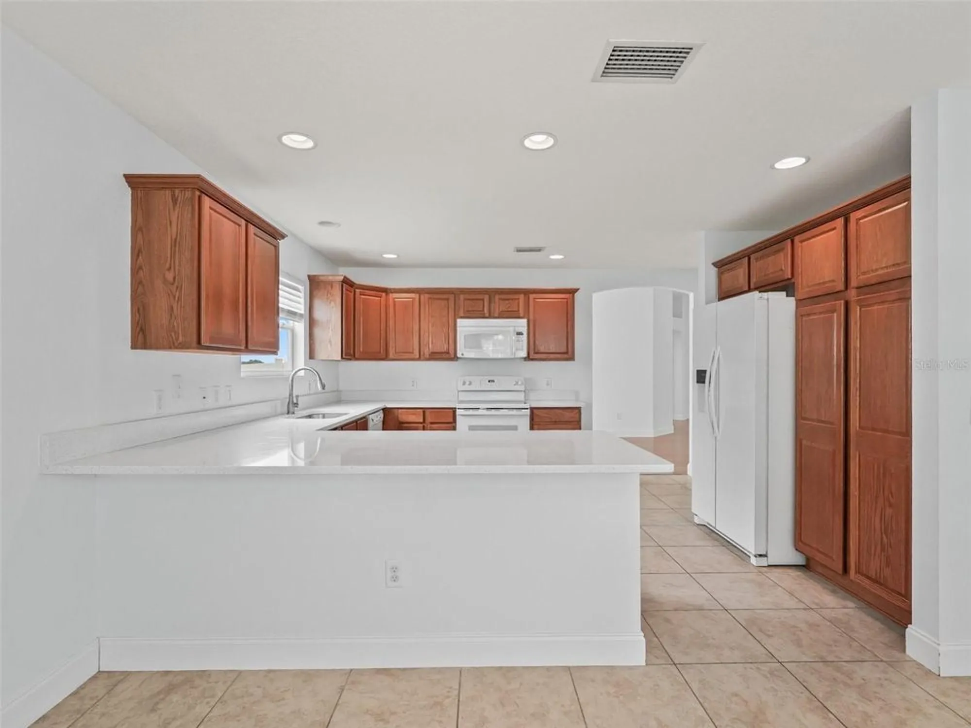 Property Slideshow image 13 of 41 | 12185 ne 51st cir, Oxford, FL, 34484