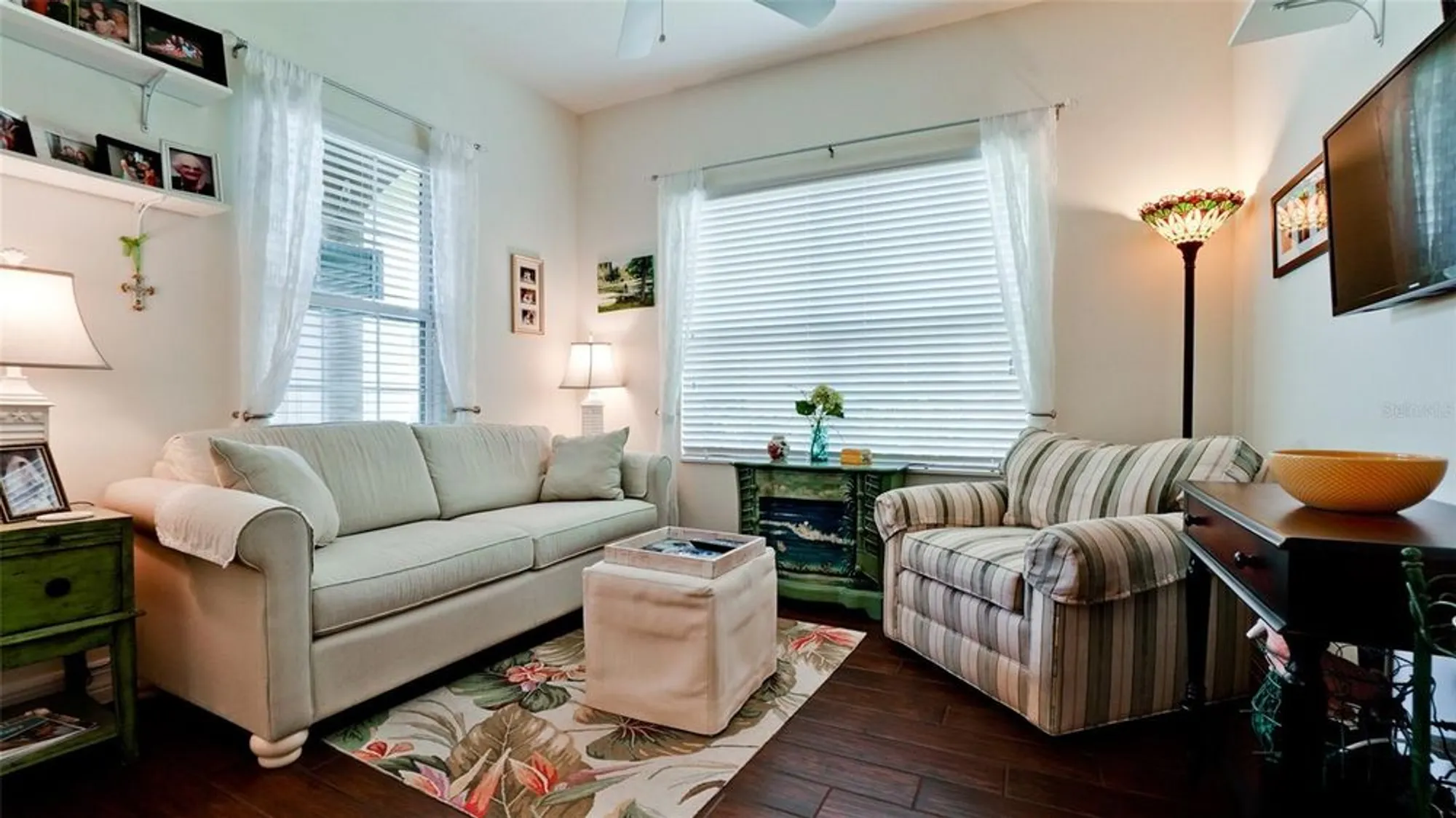 Property Slideshow image 9 of 29 | 1503 calle grand st, Bradenton, FL, 34209