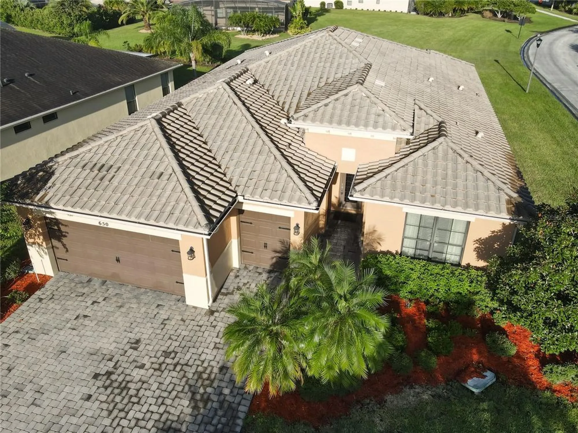 Property Slideshow image 5 of 61 | 650 carmel ln, Kissimmee, FL, 34759