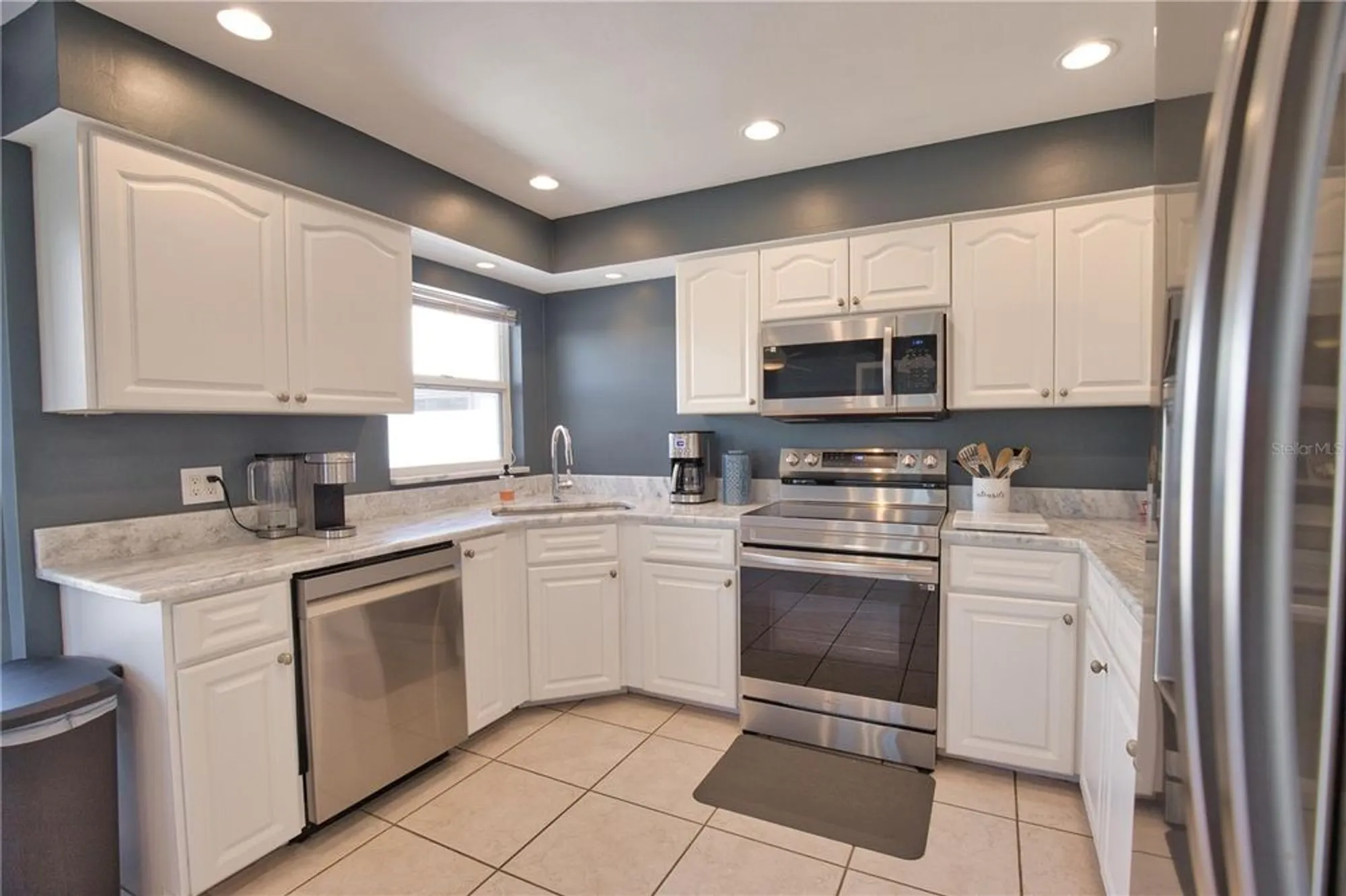 Property Slideshow image 16 of 46 | 698 harrington lake dr 9, Venice, FL, 34293
