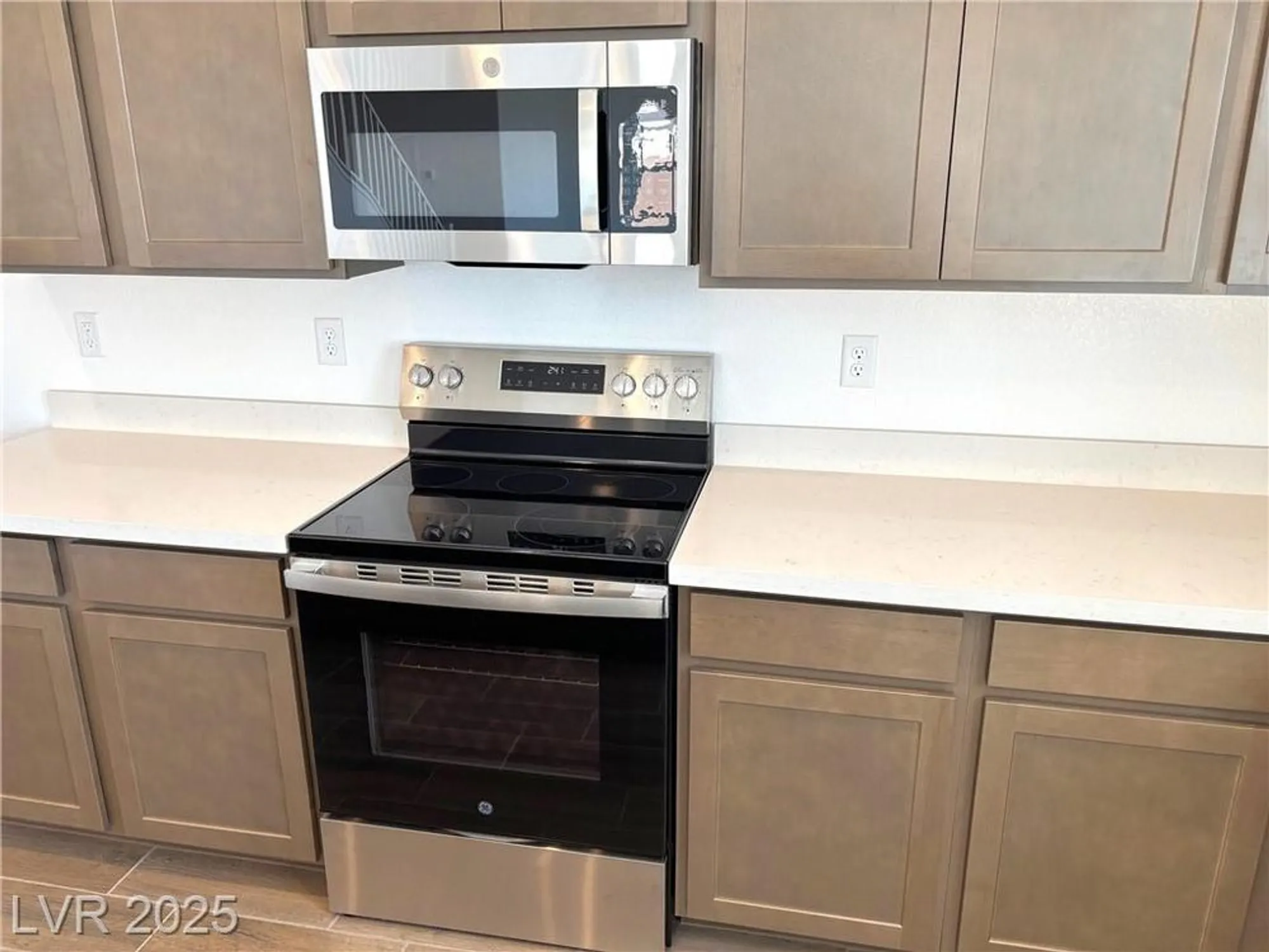 Property Slideshow image 14 of 33 | 4349 angel falls ct, Pahrump, NV, 89061