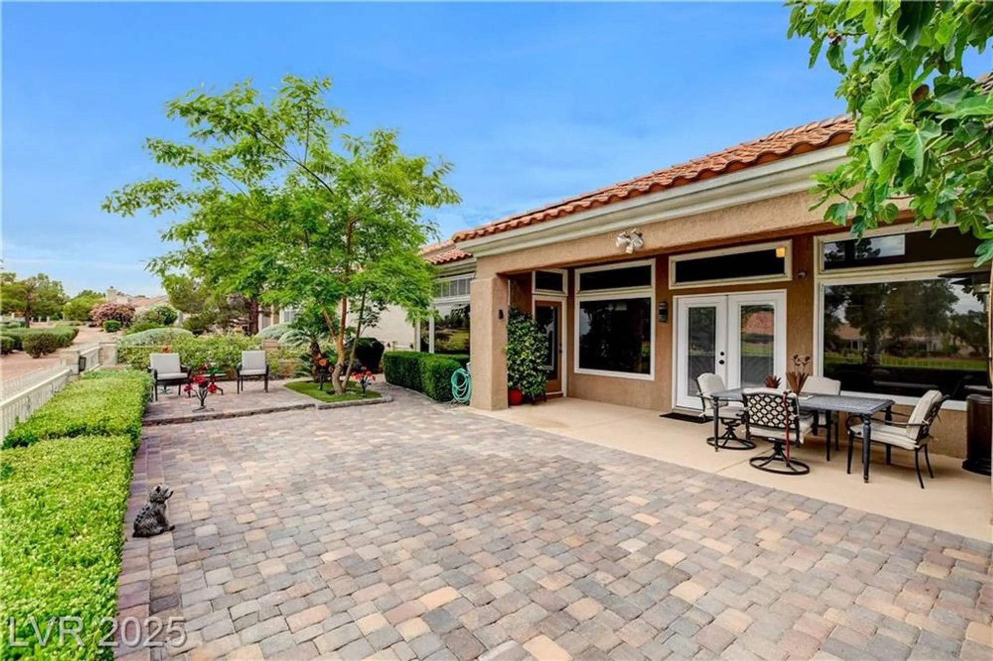 Property Slideshow image 46 of 80 | 2832 castle bar dr, Las Vegas, NV, 89134