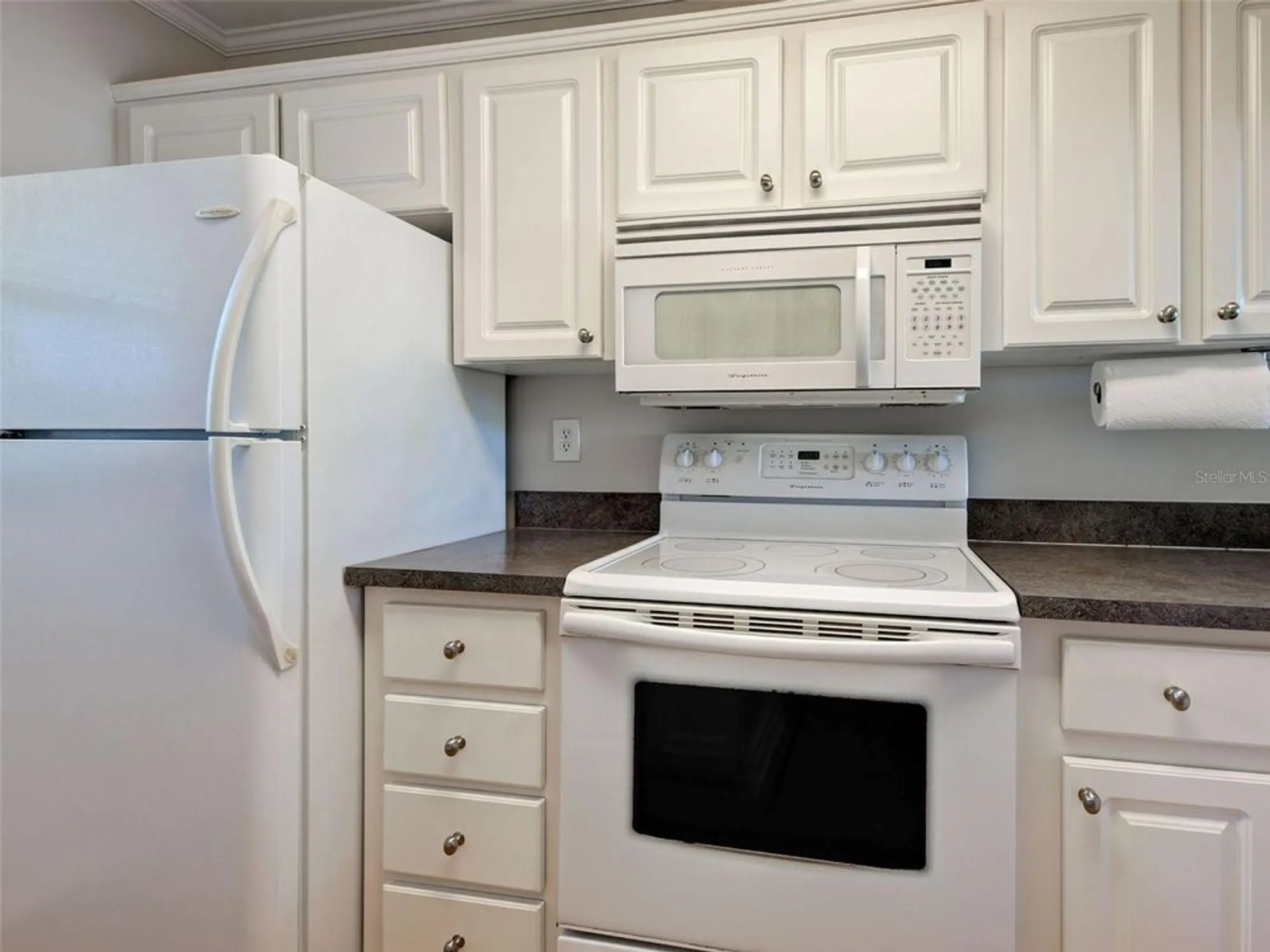 Property Slideshow image 7 of 54 | 406 cerromar cir 222, Venice, FL, 34293