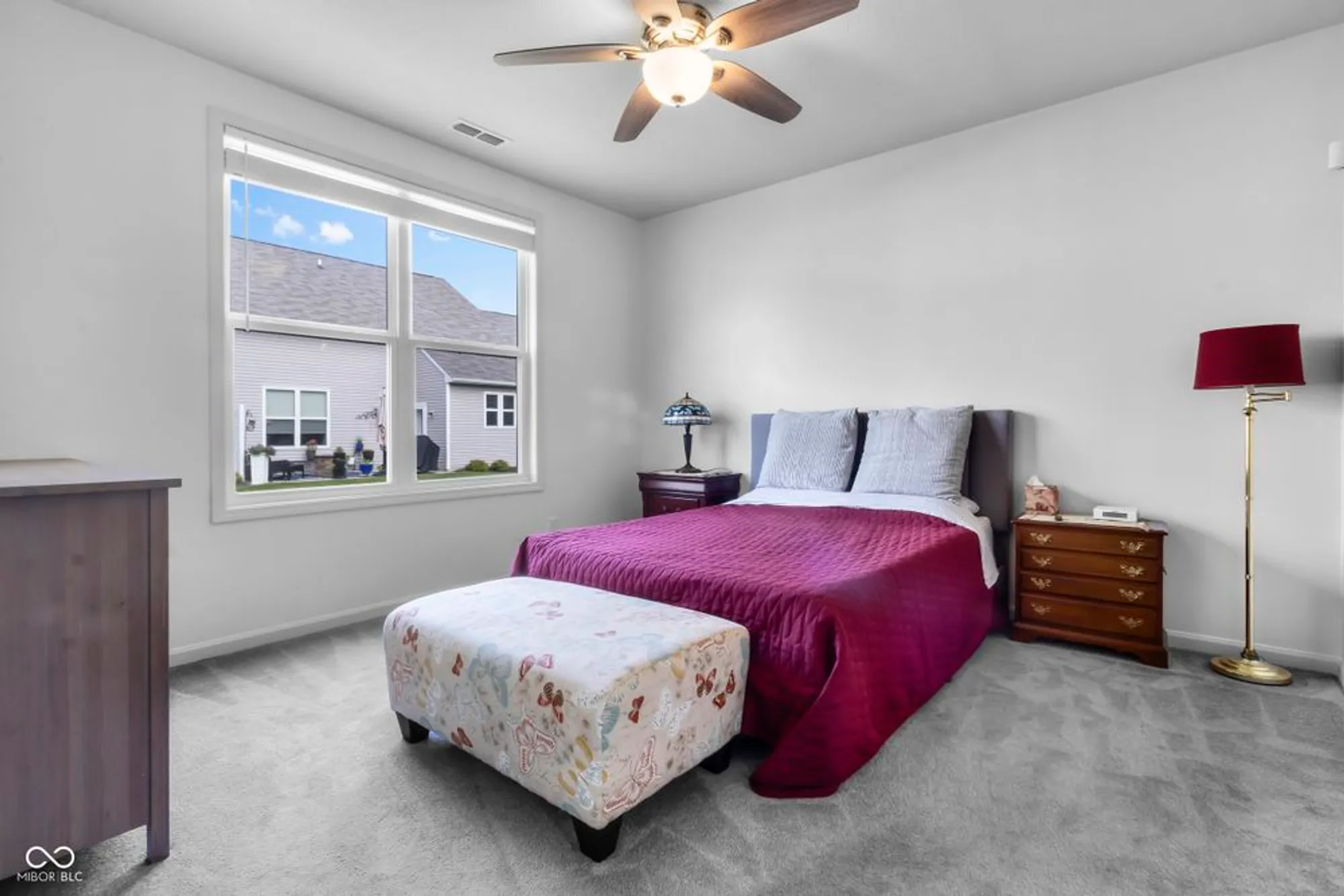 Property Slideshow image 17 of 52 | 13456 ravenswood trl, Fishers, IN, 46037