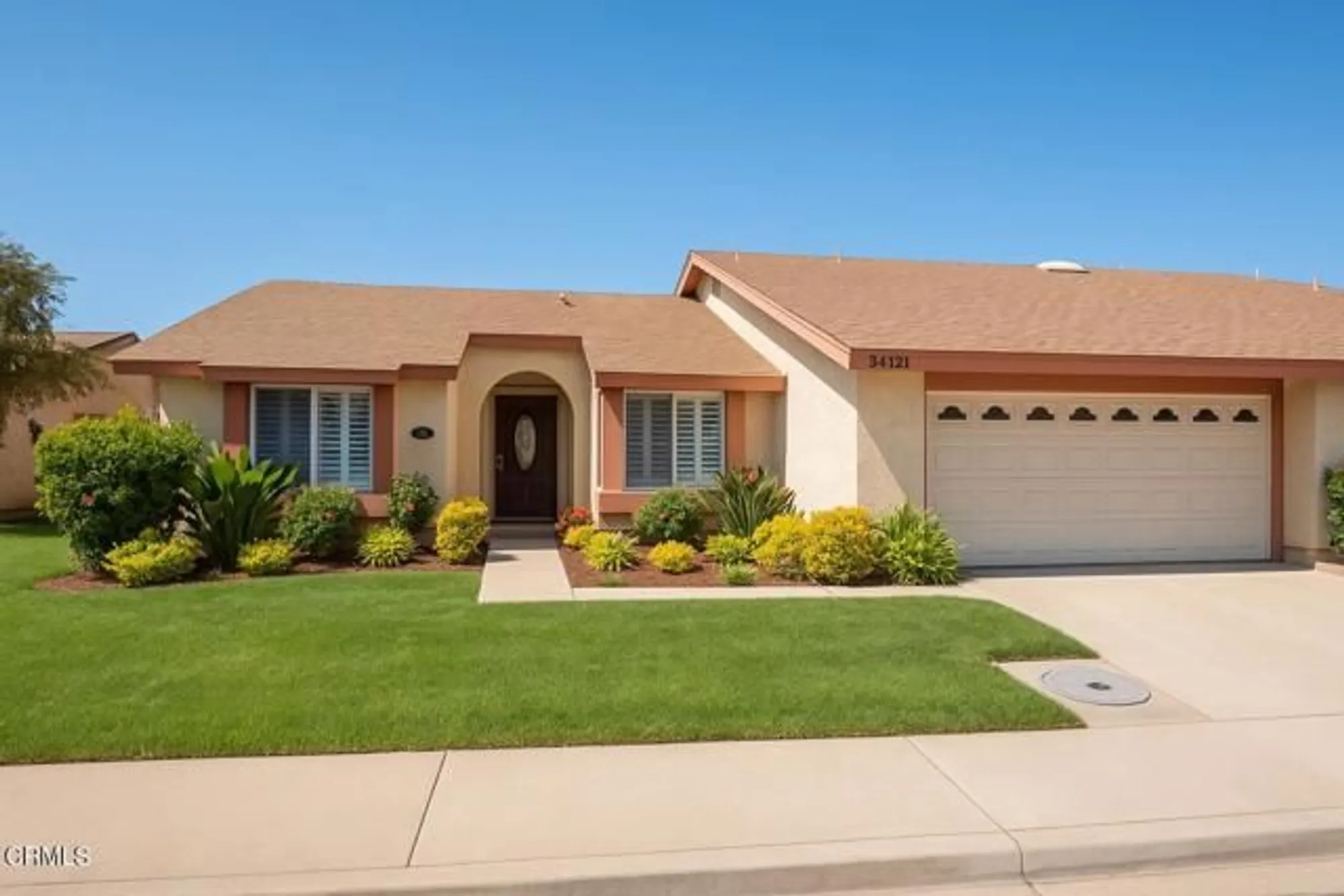 Property Slideshow image 1 of 38 | 34121 village 34, Camarillo, CA, 93012