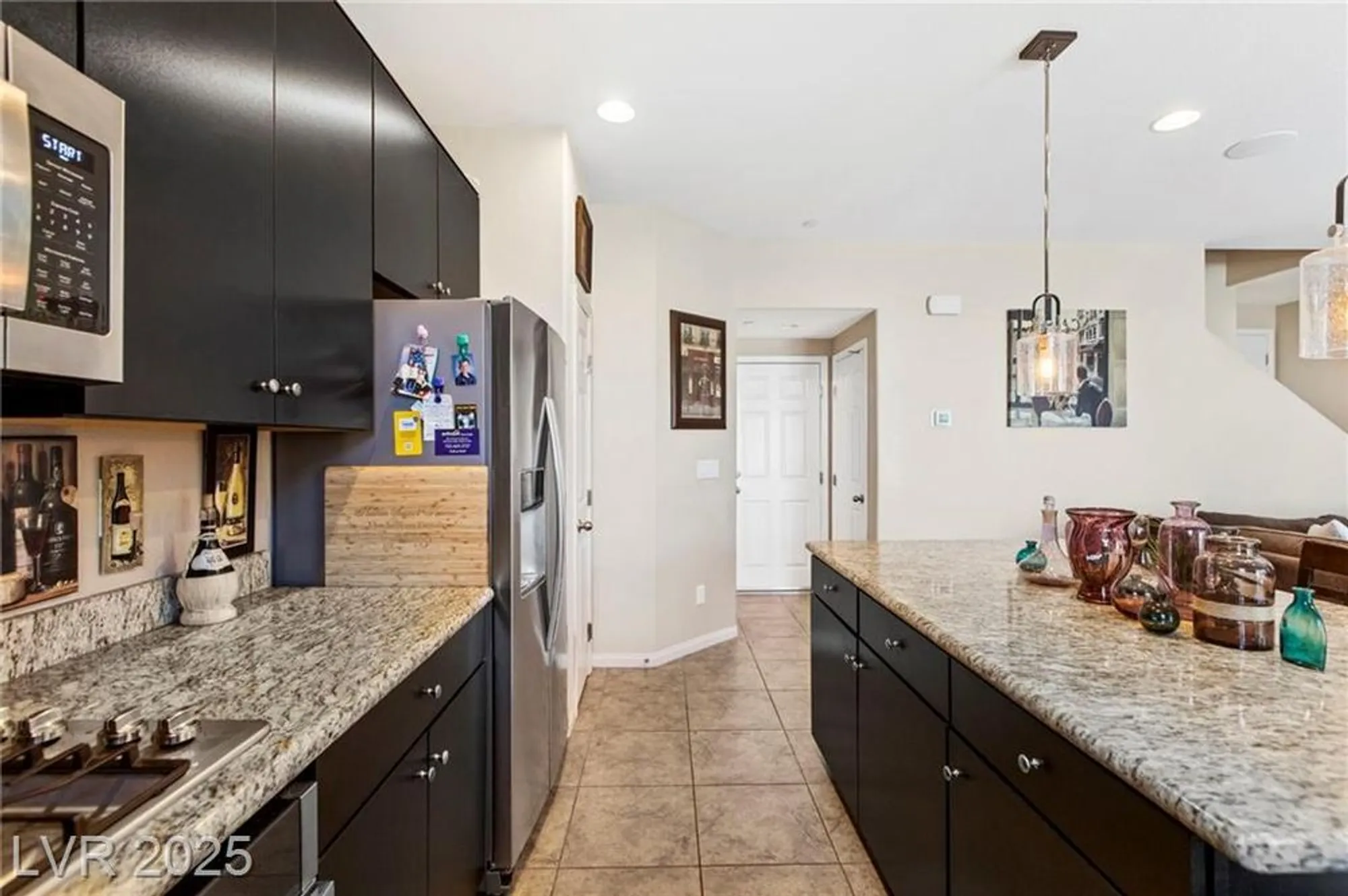 Property Slideshow image 10 of 42 | 44 moon hill dr, Henderson, NV, 89011