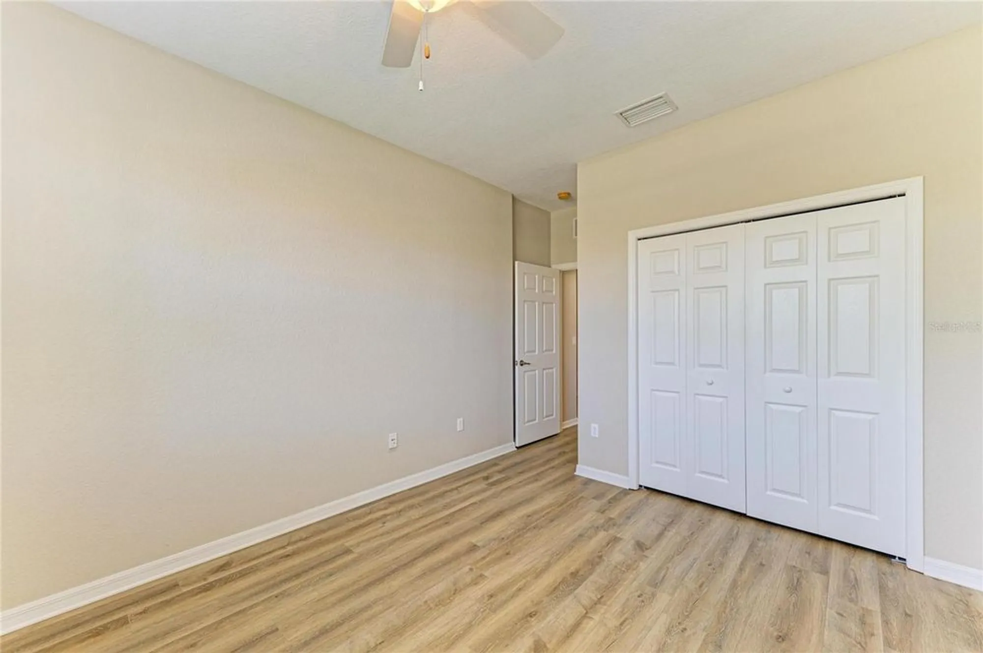 Property Slideshow image 31 of 63 | 350 river enclave ct, Bradenton, FL, 34212