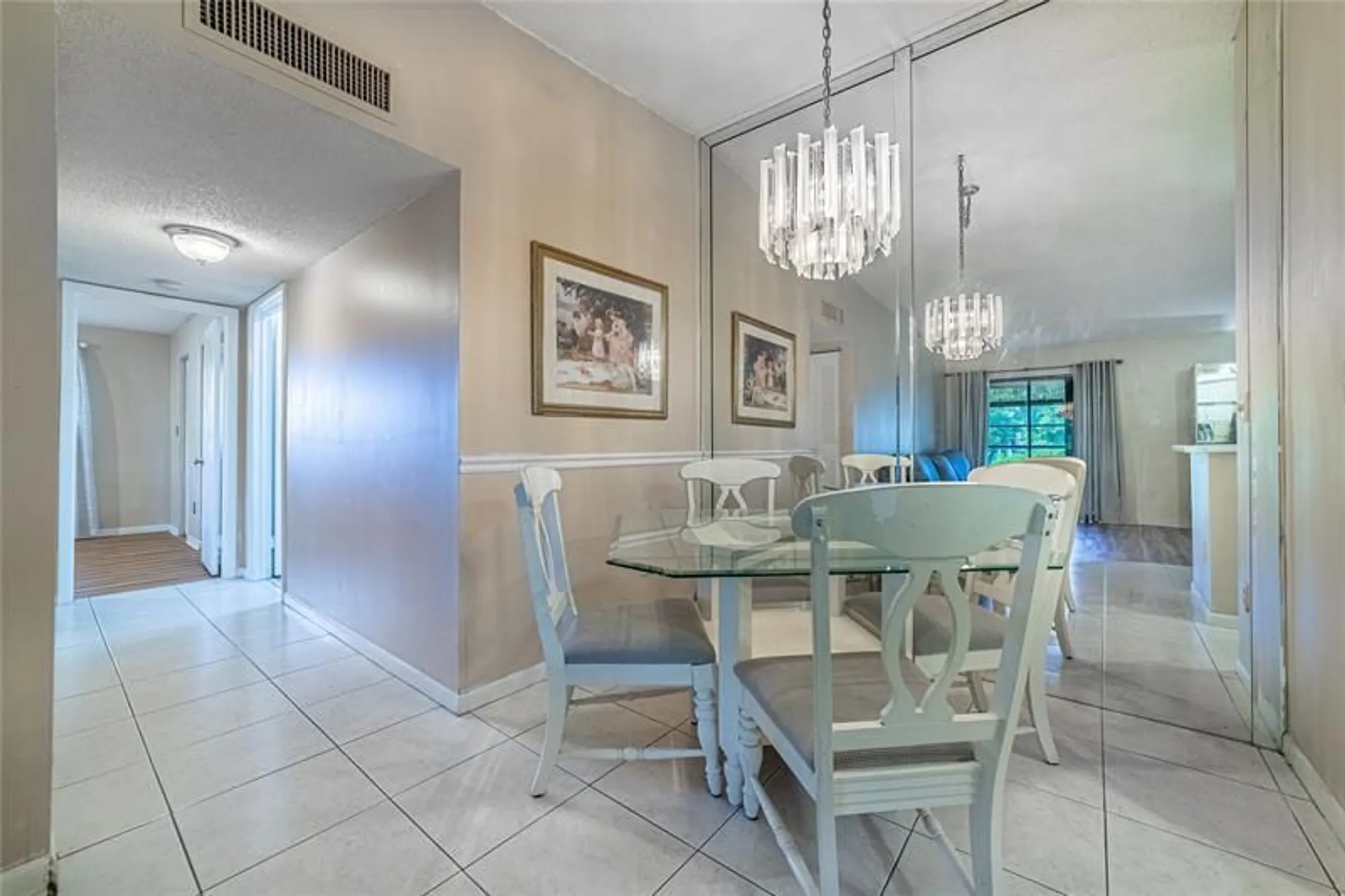 Property Slideshow image 3 of 29 | 9998 n belfort cir # 9998, Tamarac, FL, 33321