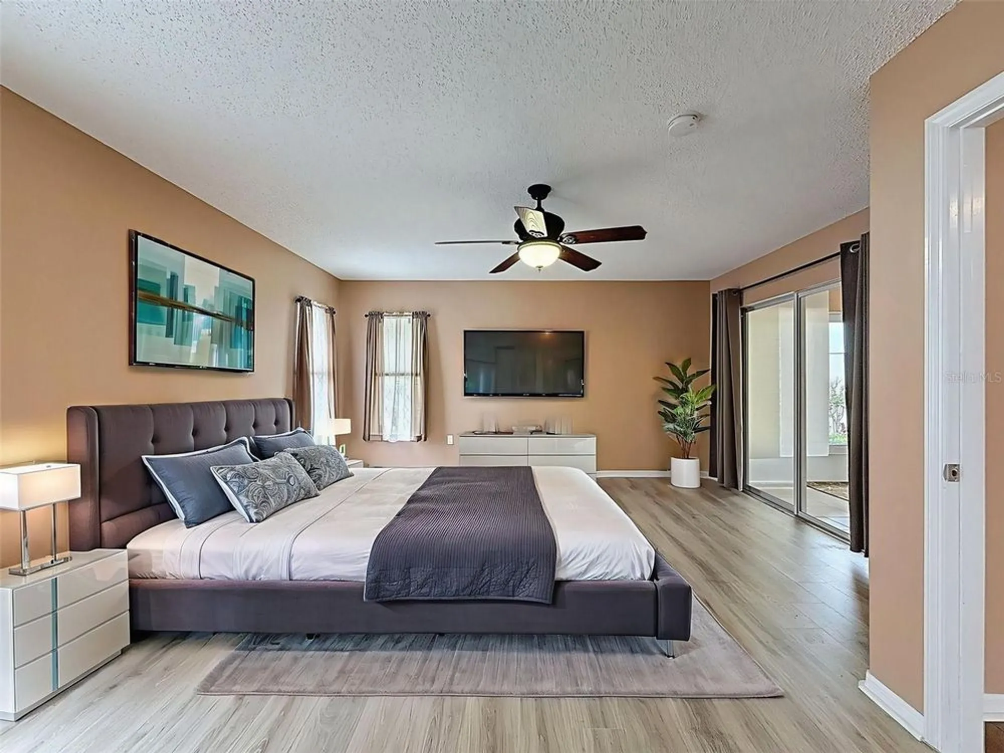 Property Slideshow image 34 of 94 | 18549 grand club dr, Hudson, FL, 34667