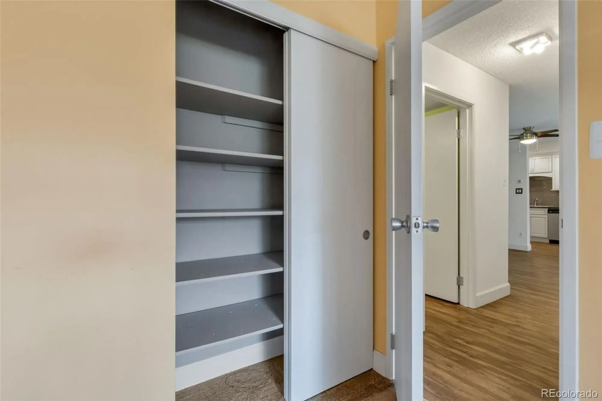 Property Slideshow image 19 of 45 | 14102 e linvale pl apt 403, Aurora, CO, 80014
