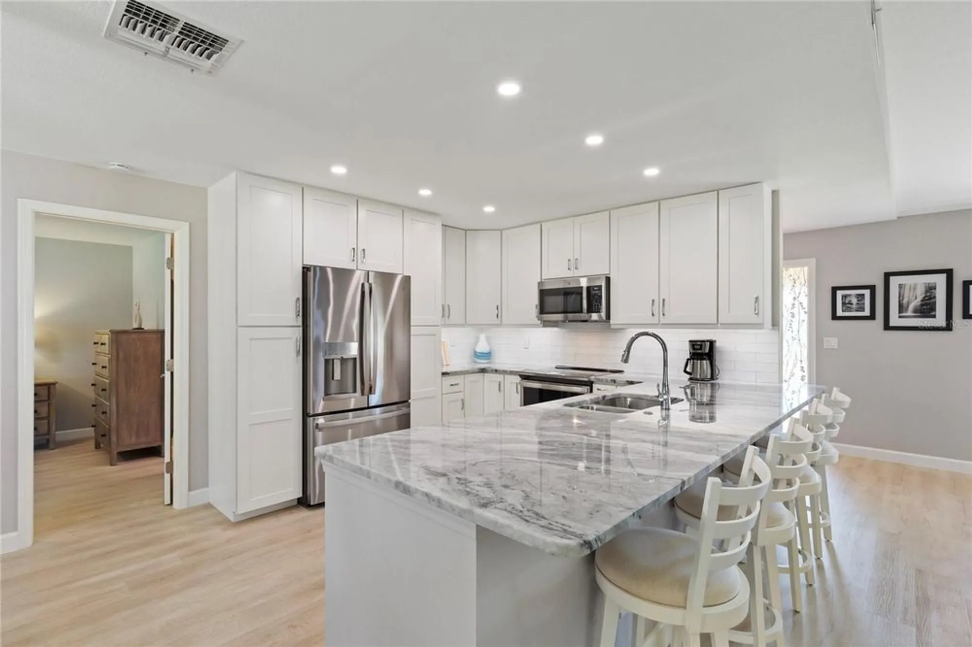 Property Slideshow image 15 of 54 | 2216 sequoia dr, Clearwater, FL, 33763