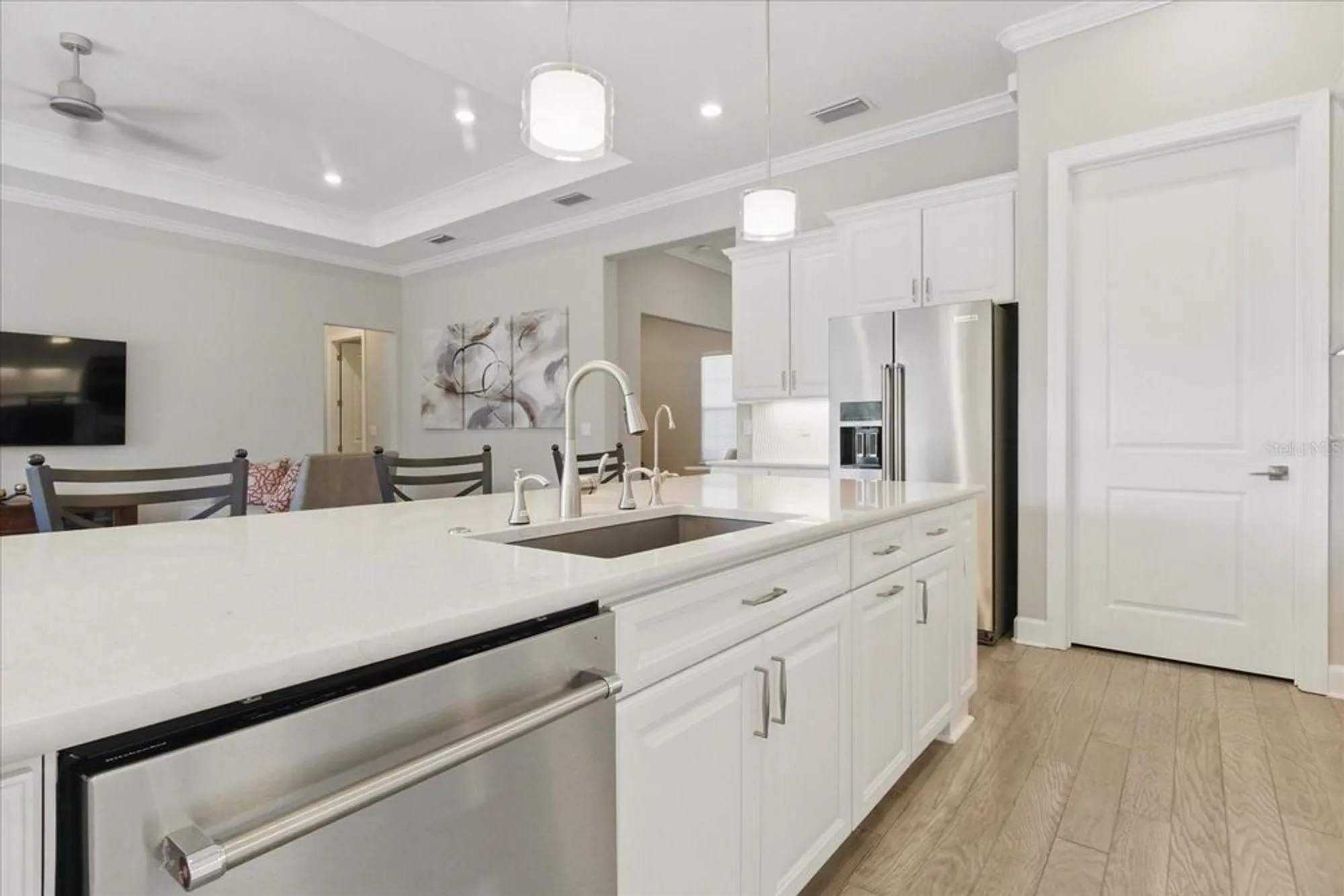 Property Slideshow image 18 of 58 | 10136 coral shore dr, Englewood, FL, 34223