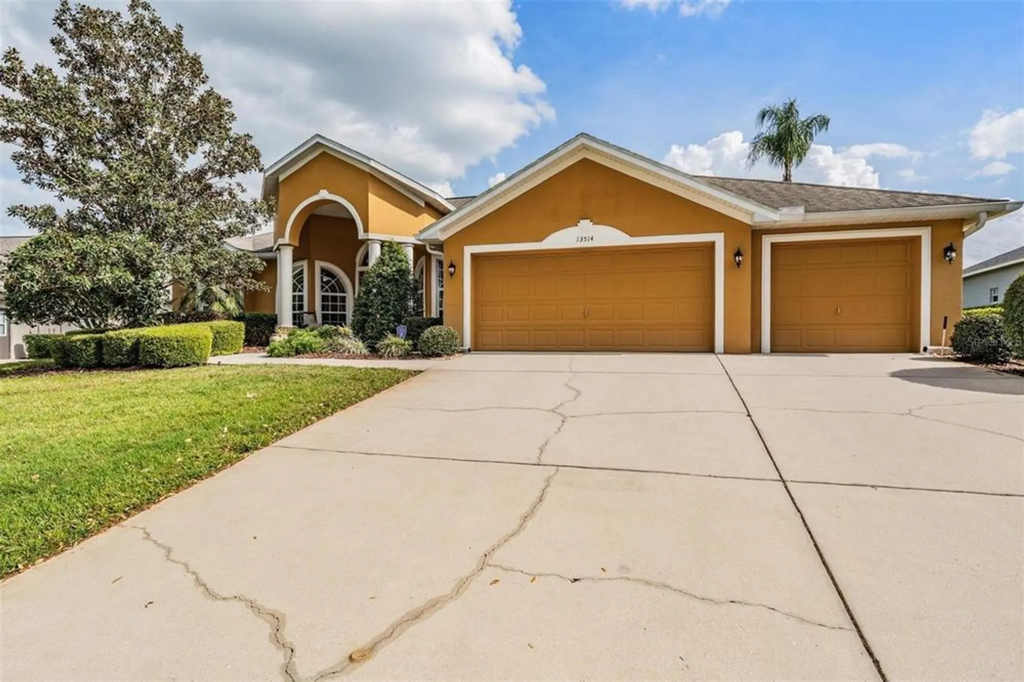 Property Slideshow image 37 of 49 | 13514 thoroughbred dr, Dade City, FL, 33525