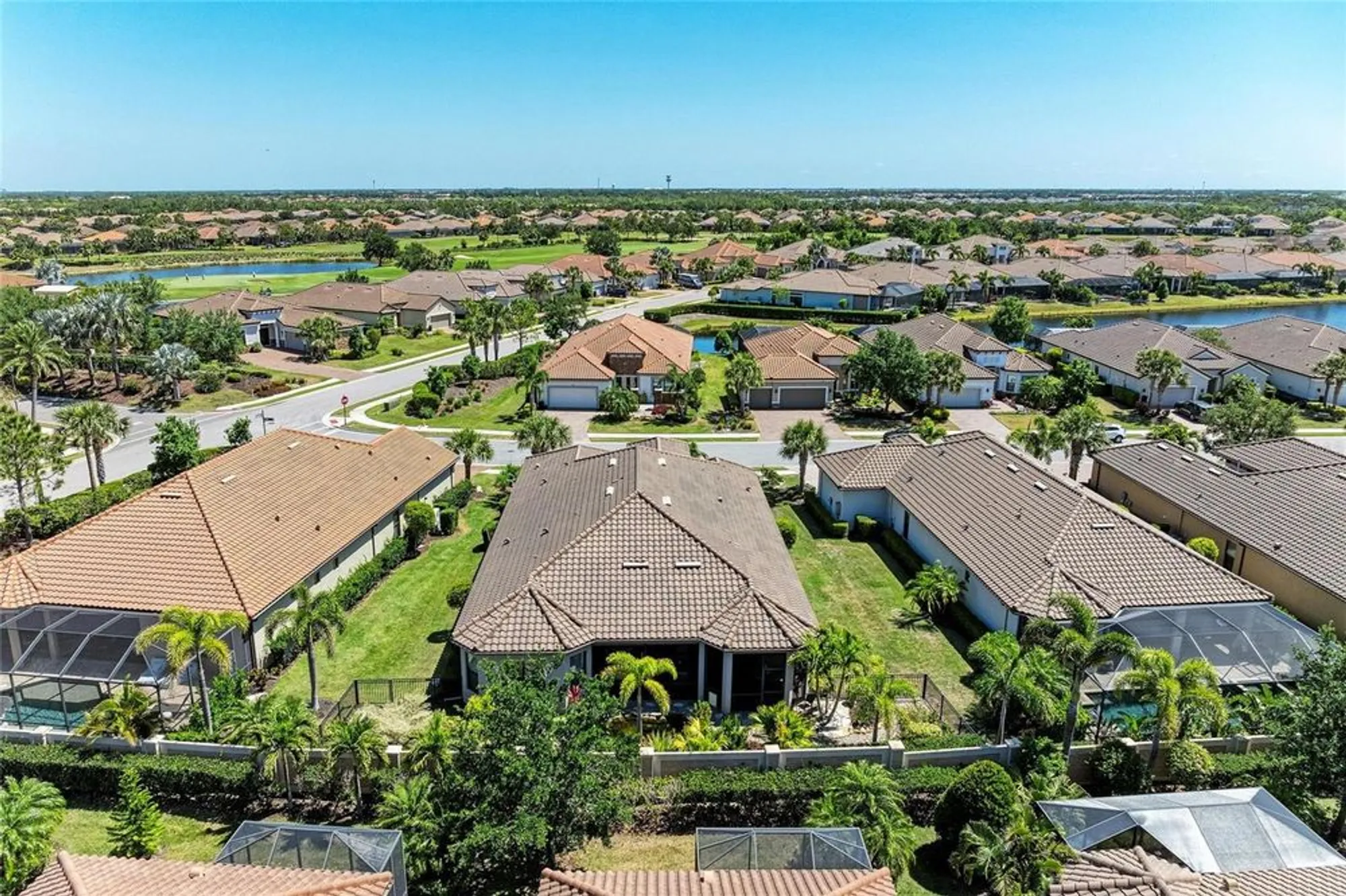 Property Slideshow image 46 of 70 | 4908 tivoli run, Bradenton, FL, 34211