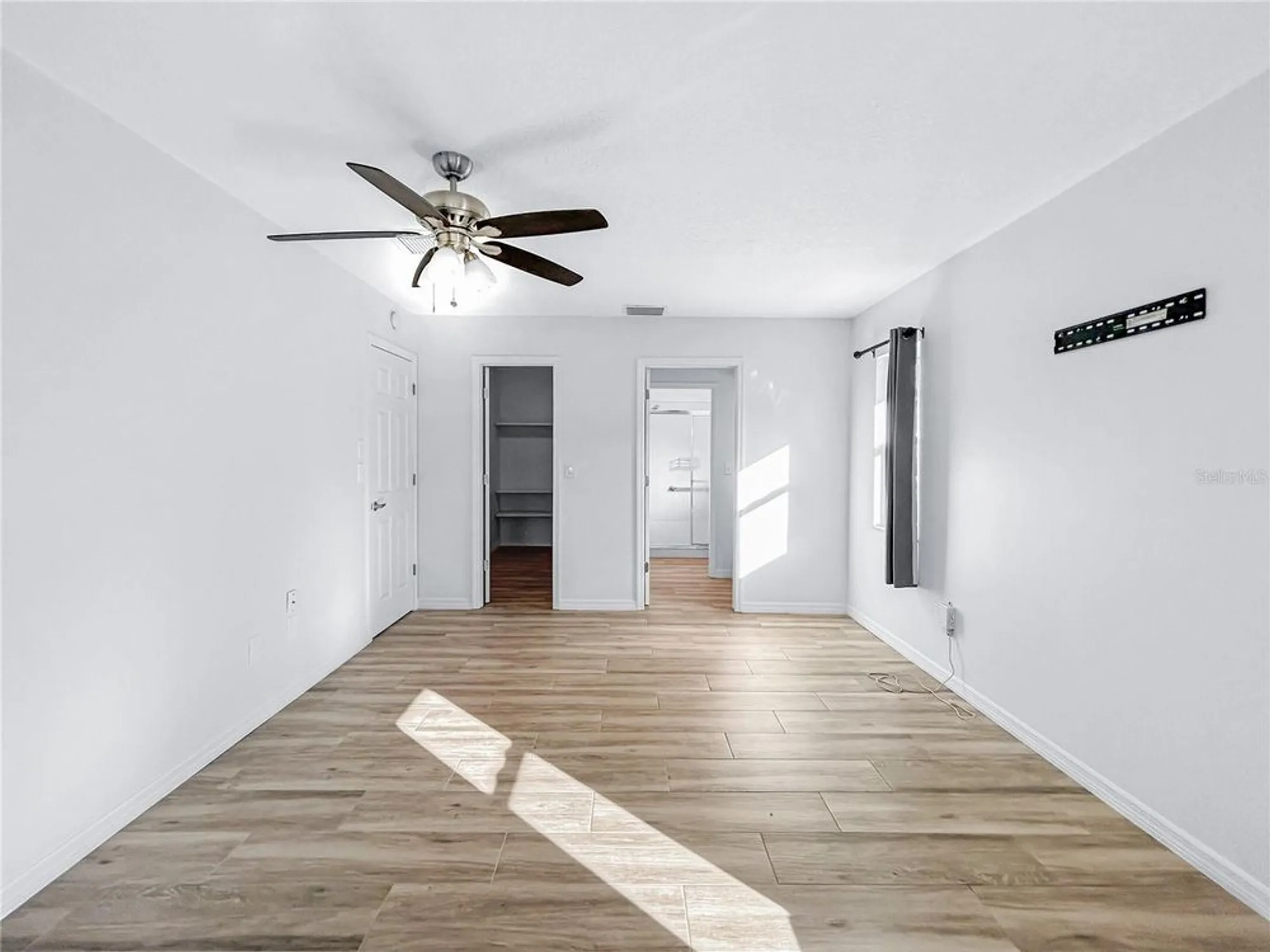 Property Slideshow image 21 of 52 | 1408 w del webb blvd, Sun City Center, FL, 33573