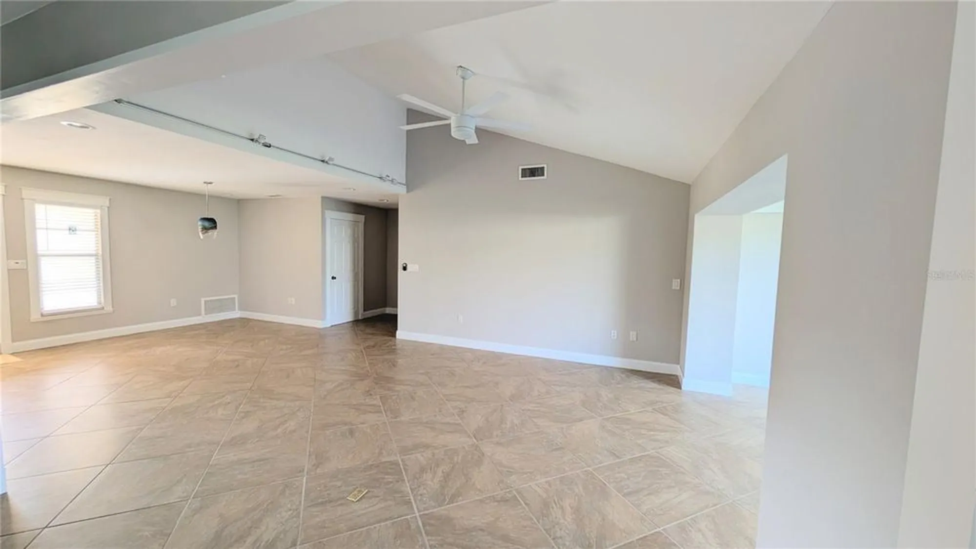 Property Slideshow image 4 of 37 | 3409 montilla ct # 8410, Sarasota, FL, 34232