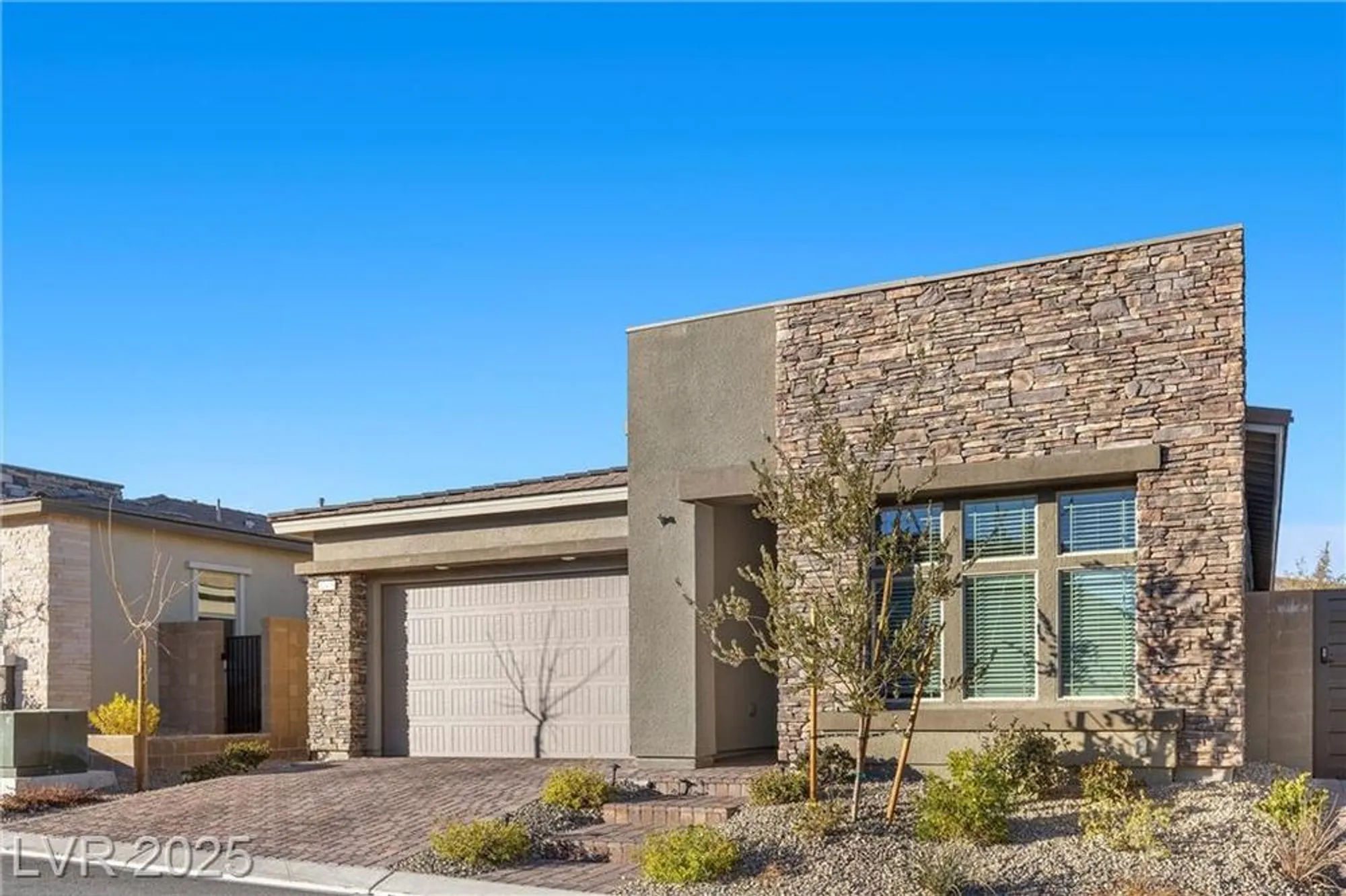 Property Slideshow image 2 of 55 | 12476 heritage bend dr, Las Vegas, NV, 89138
