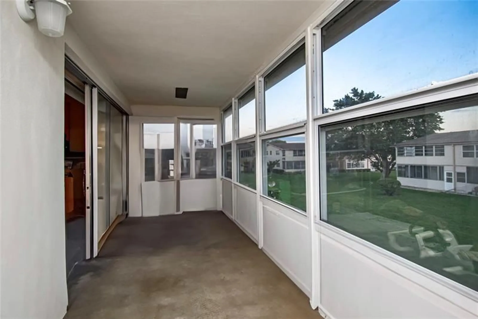 Property Slideshow image 22 of 30 | 235 kent n # 235, West Palm Beach, FL, 33417