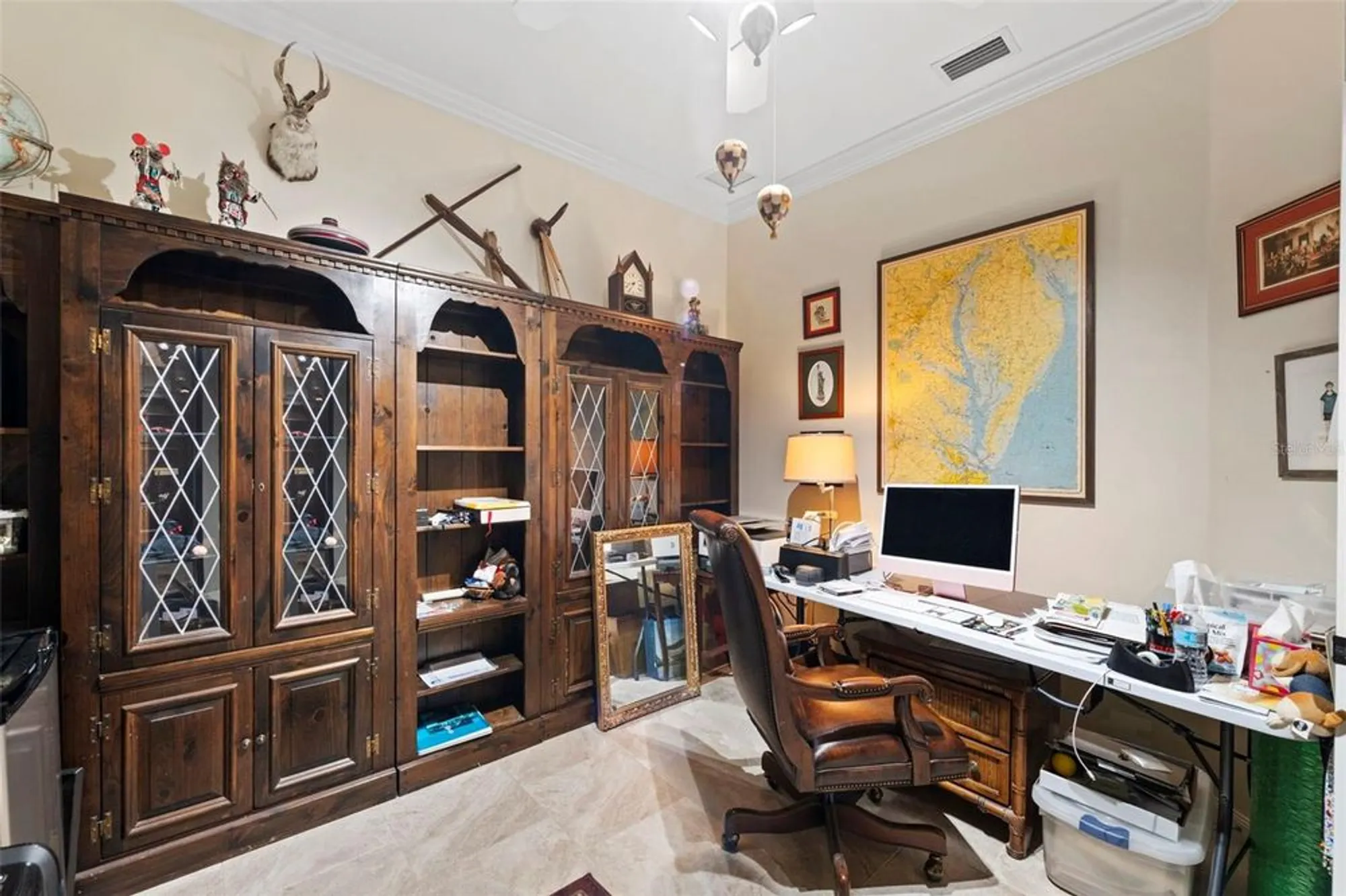 Property Slideshow image 17 of 62 | 5791 girona pl, Sarasota, FL, 34238