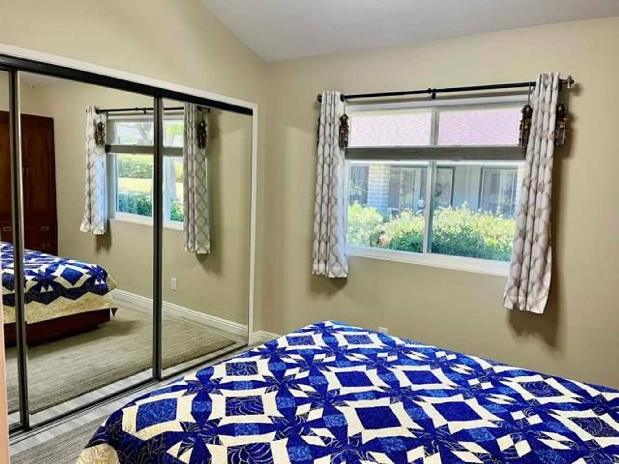 Property Slideshow image 7 of 15 | 3760 vista campana s unit 15, Oceanside, CA, 92057