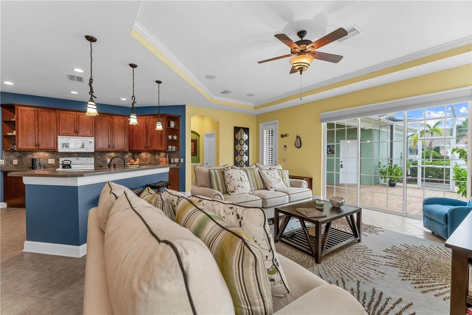 Property Slideshow image 36 of 97 | 5210 golden isles dr, Apollo Beach, FL, 33572