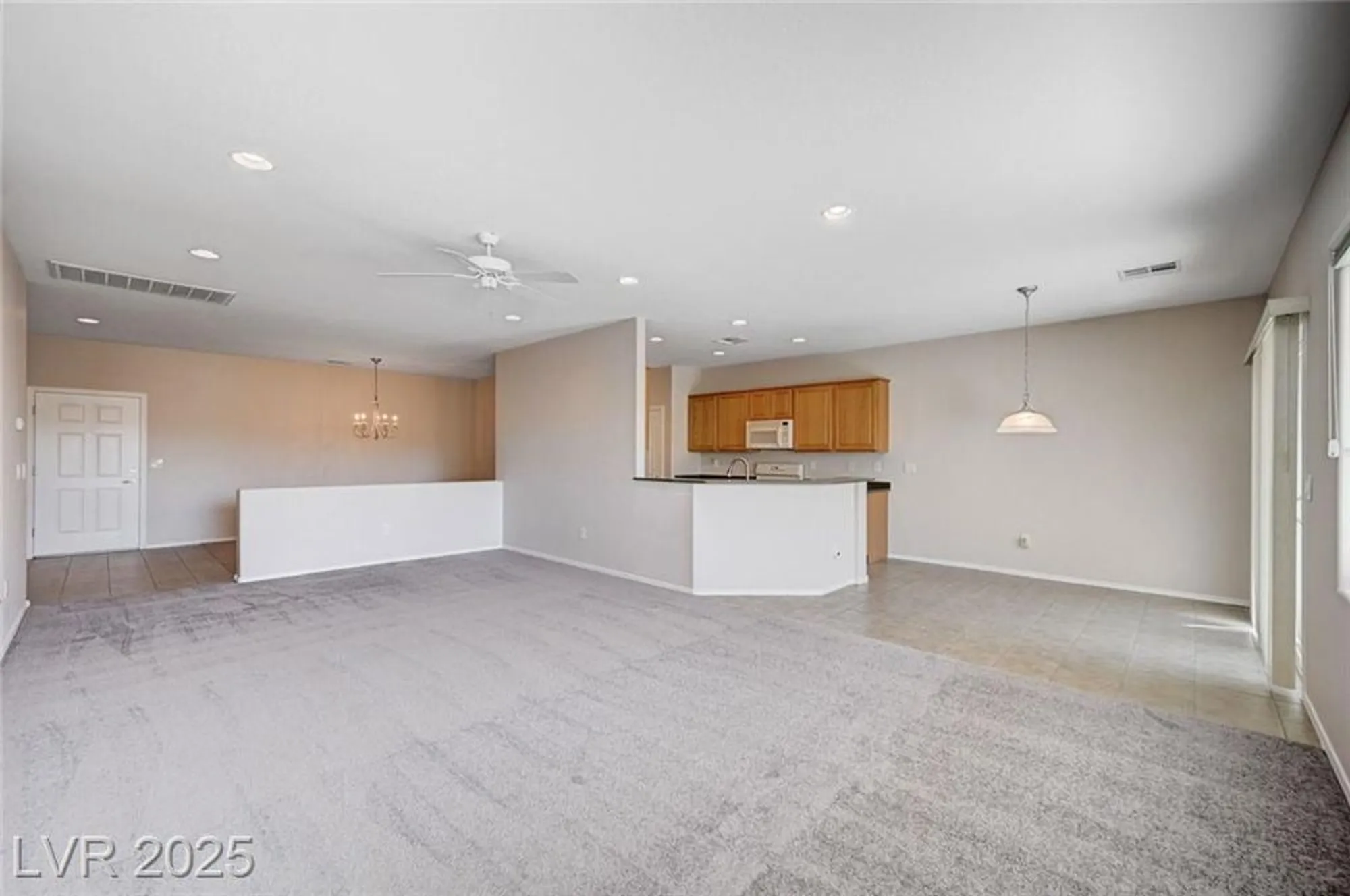 Property Slideshow image 8 of 37 | 2499 capella star st, Henderson, NV, 89044