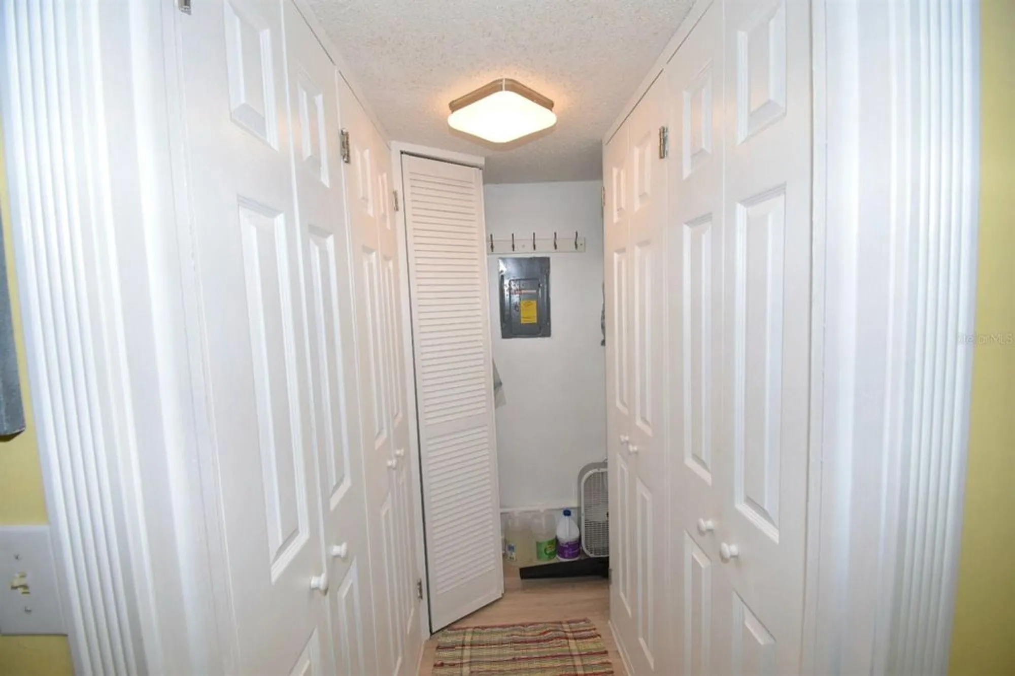 Property Slideshow image 32 of 50 | 940 virginia st 108, Dunedin, FL, 34698