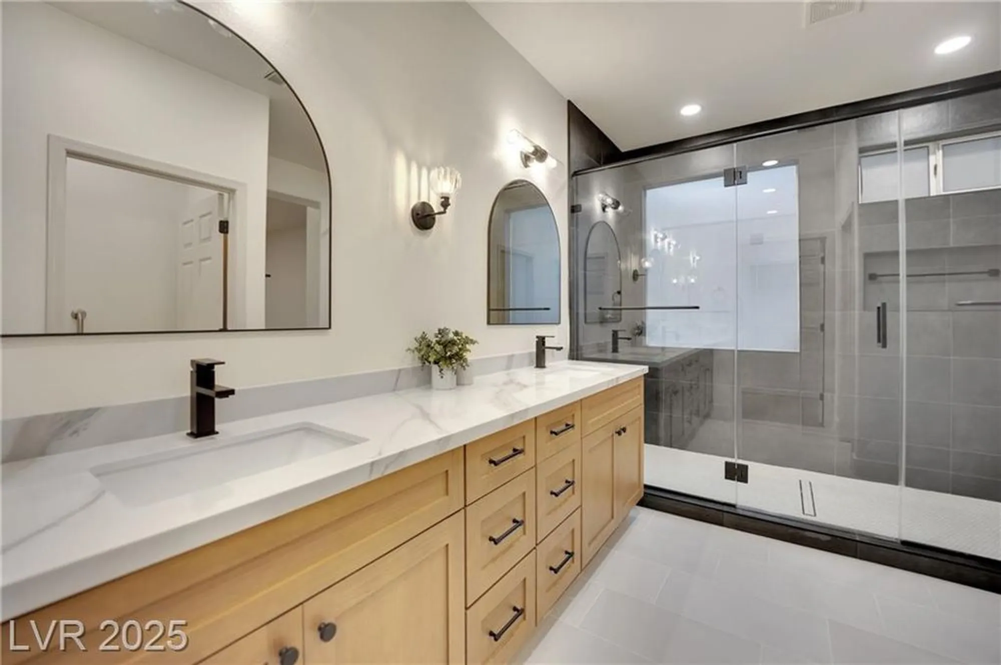 Property Slideshow image 15 of 37 | 1668 wellington springs ave, Henderson, NV, 89052
