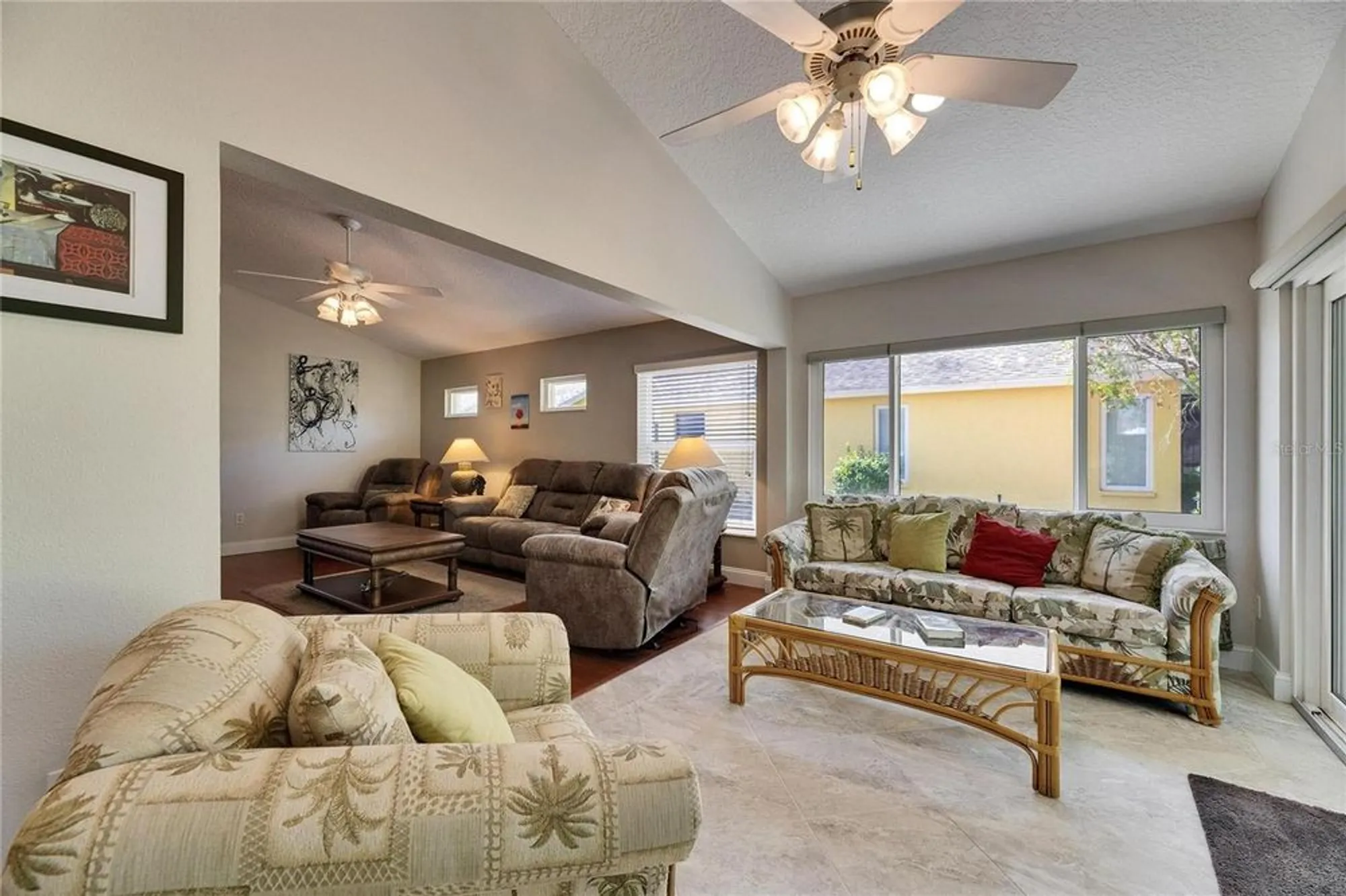 Property Slideshow image 27 of 81 | 334 northway dr, Sun City Center, FL, 33573