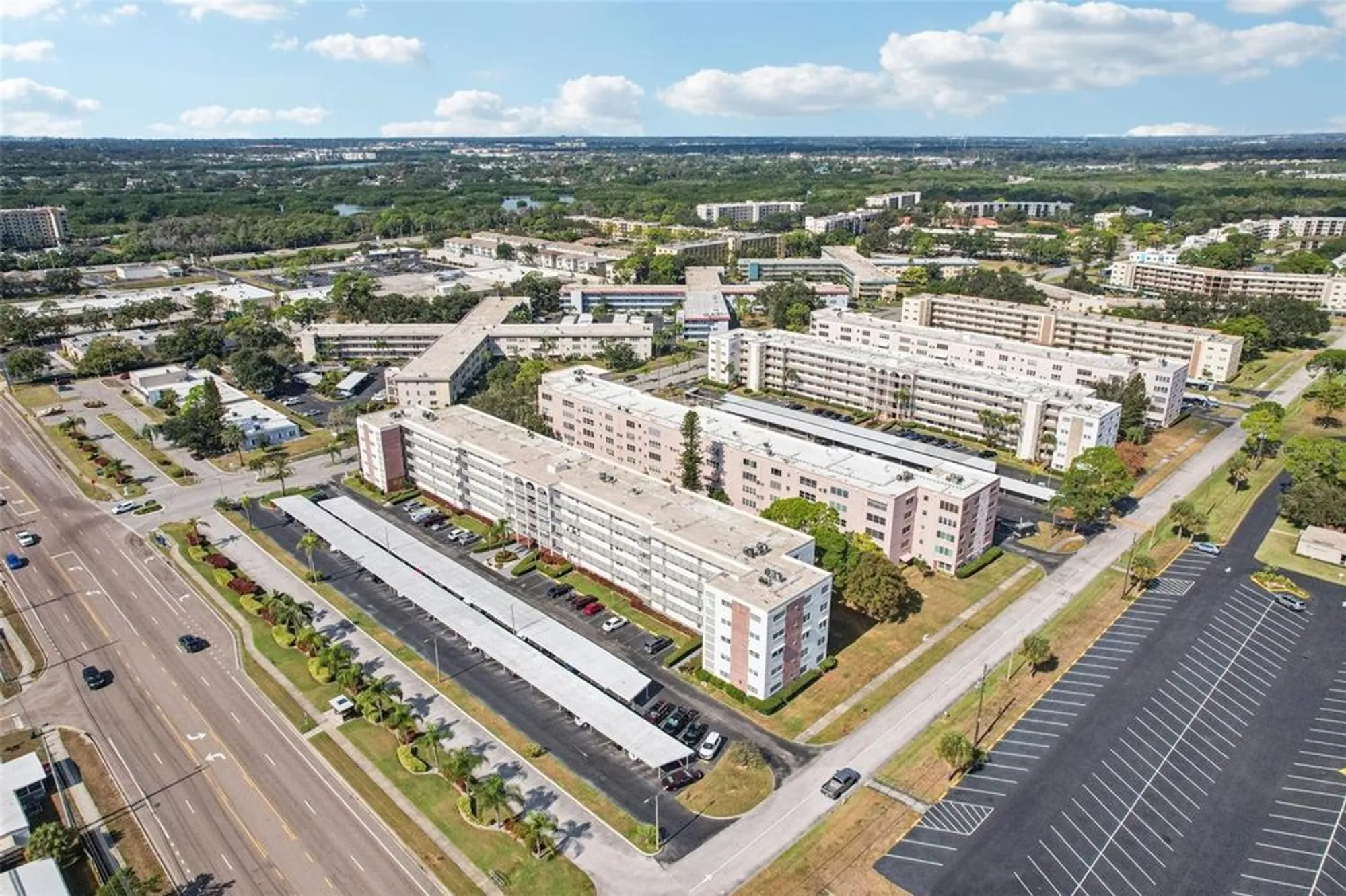 Property Slideshow image 47 of 76 | 5501 80th st n unit 505, Saint Petersburg, FL, 33709