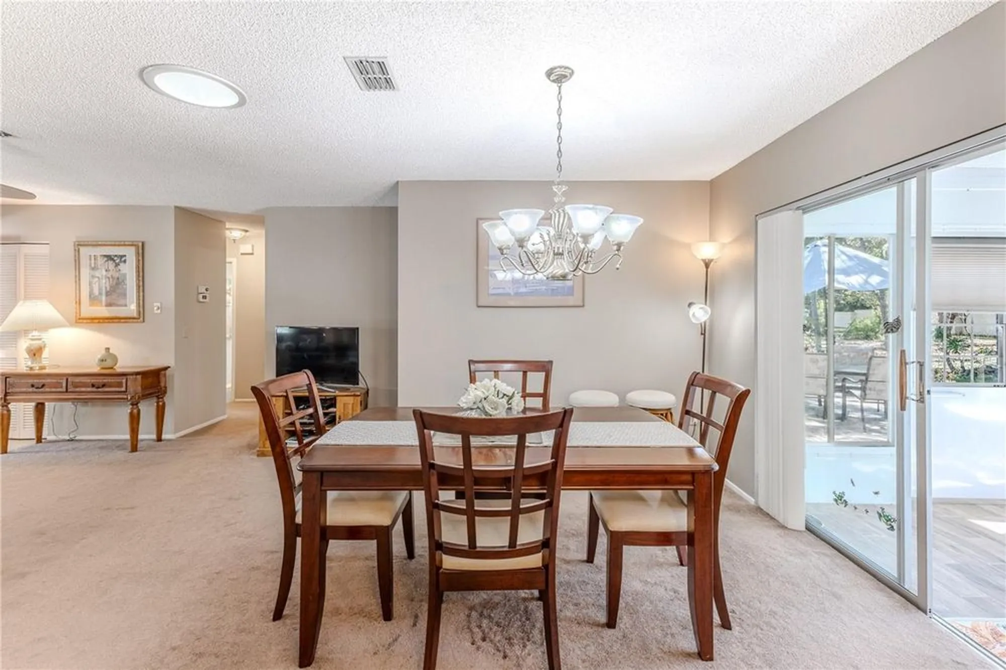 Property Slideshow image 12 of 50 | 6375 ocean pines ln, Spring Hill, FL, 34606