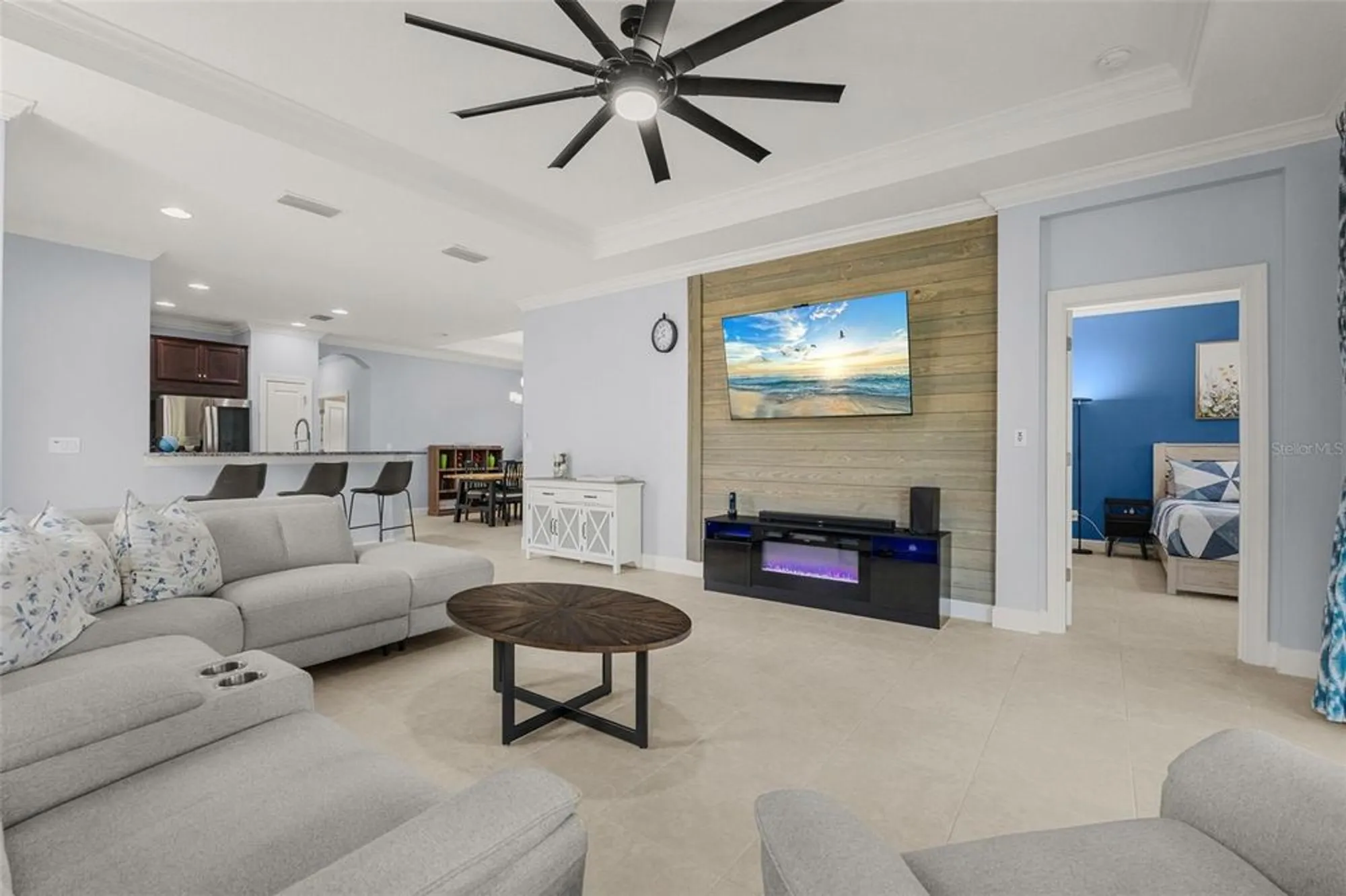 Property Slideshow image 21 of 59 | 10413 highland park pl, Palmetto, FL, 34221