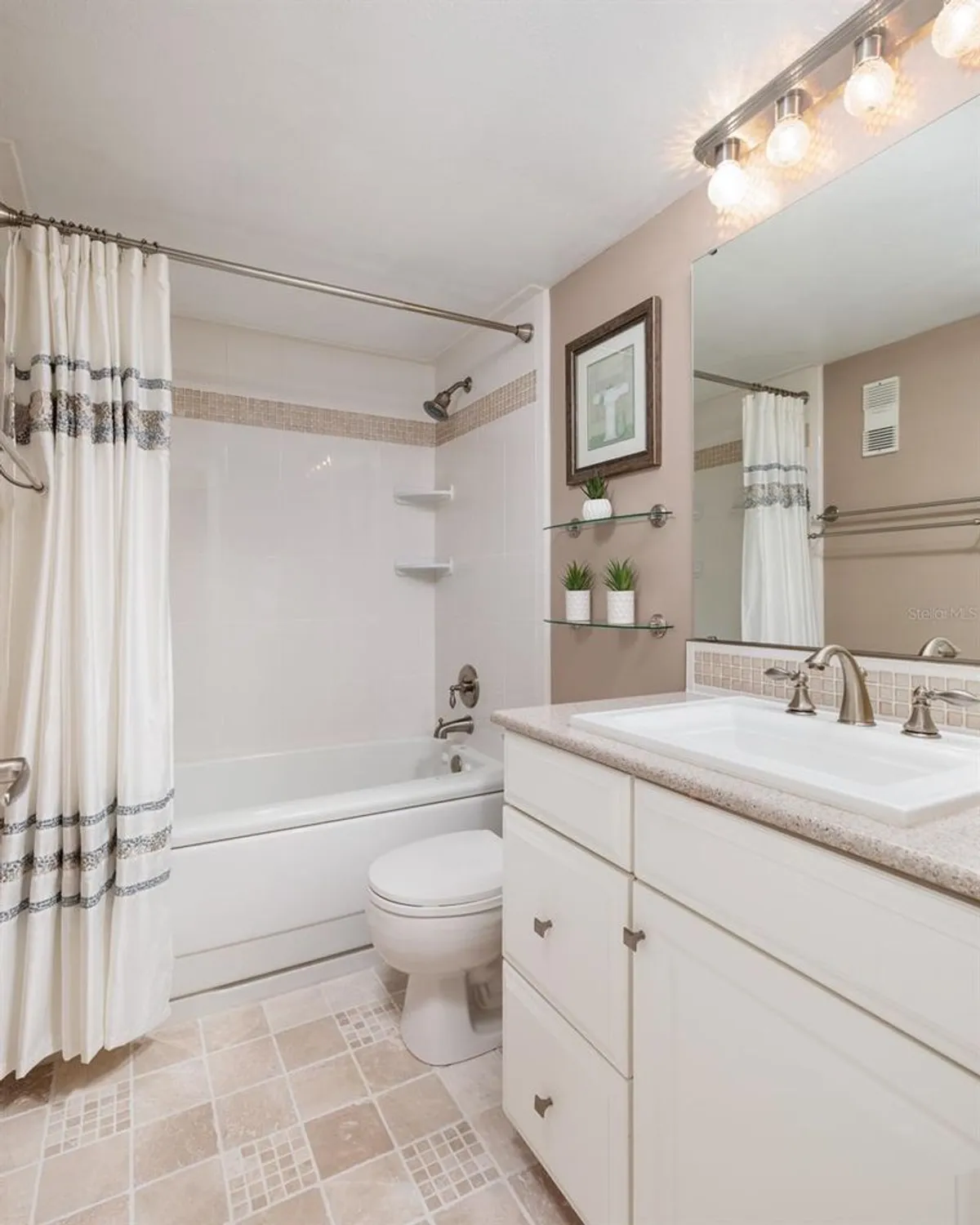 Property Slideshow image 64 of 100 | 7700 sun island dr 608, South Pasadena, FL, 33707