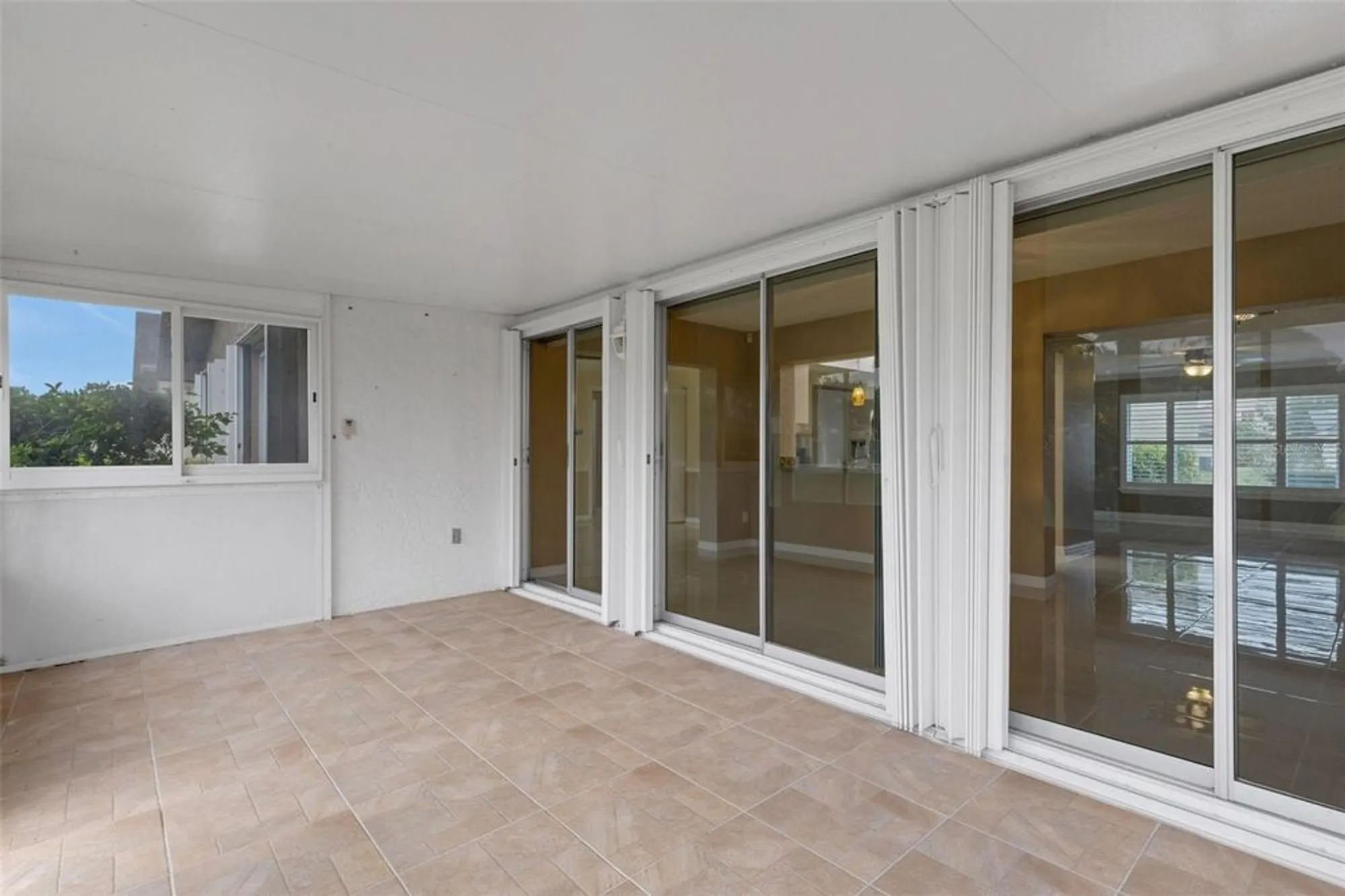 Property Slideshow image 46 of 90 | 3098 e dorchester dr, Palm Harbor, FL, 34684