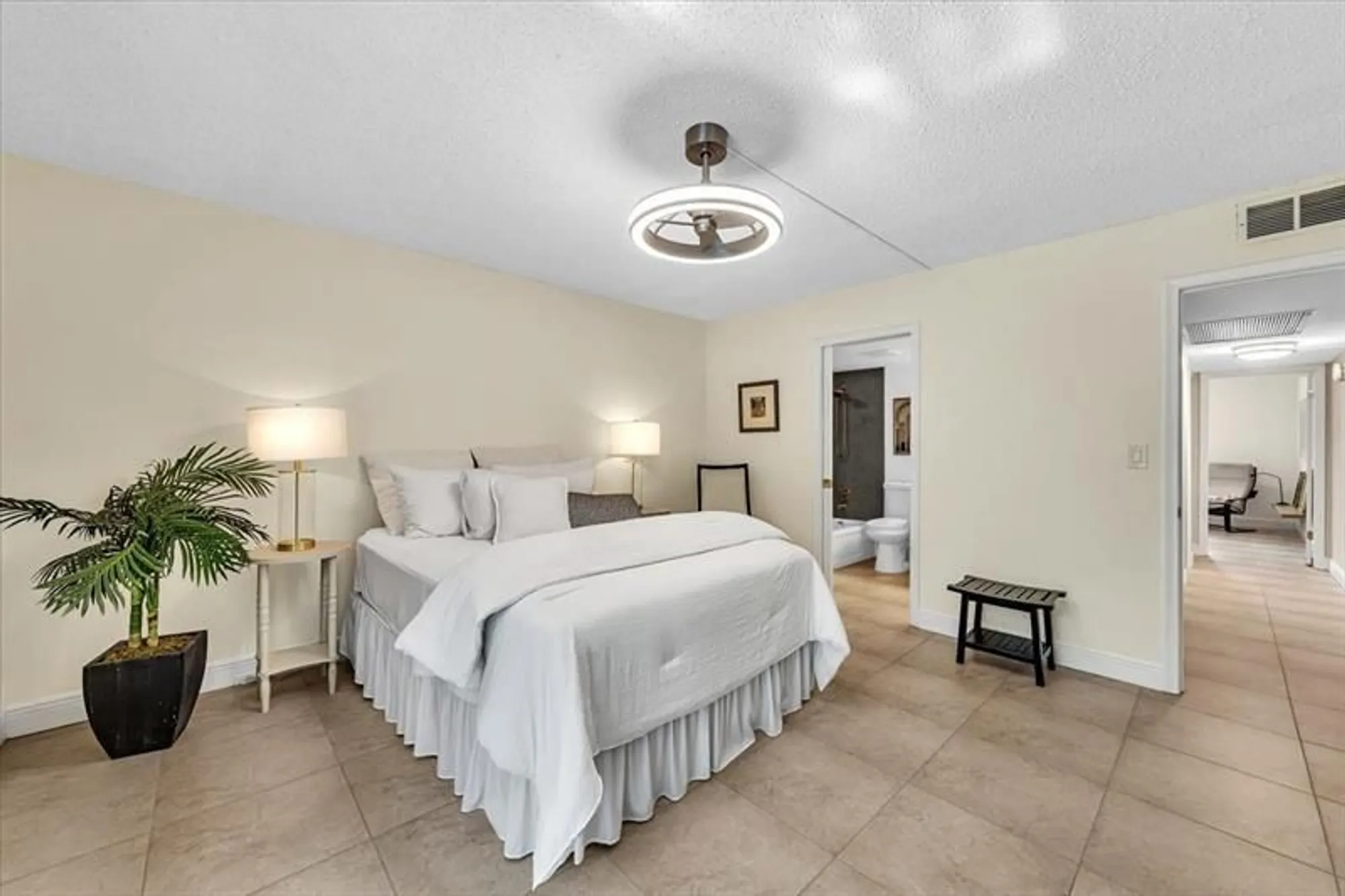 Property Slideshow image 16 of 40 | 2102 lucaya bnd k2, Coconut Creek, FL, 33066